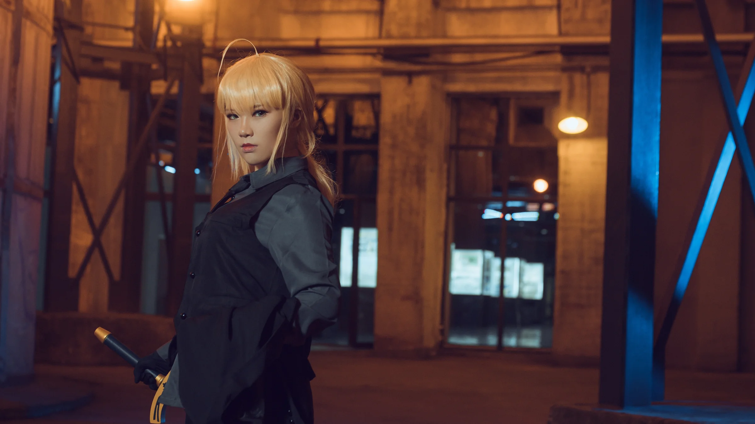 Fate/Zero——黑西装saber COS写真