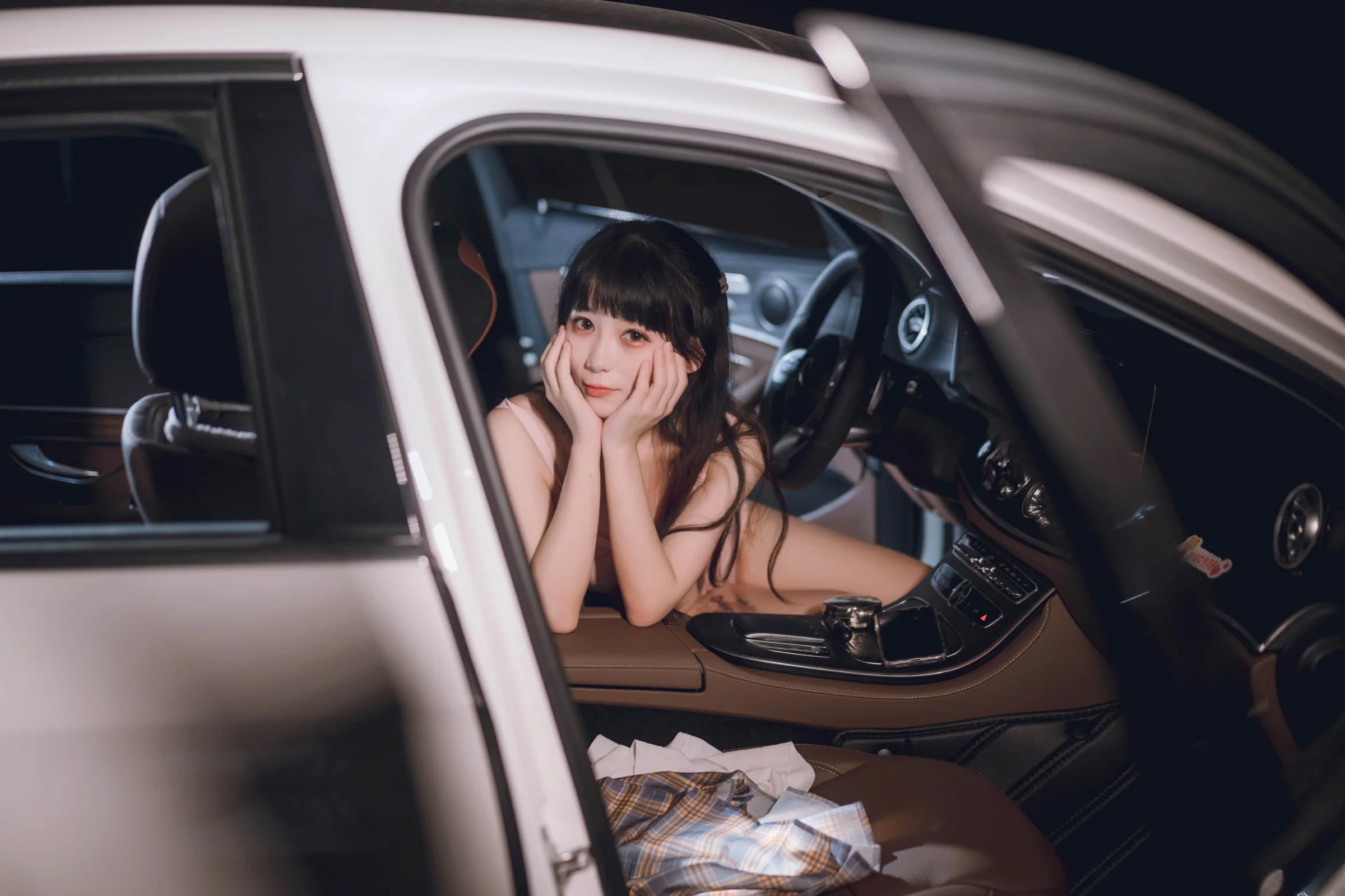 usejan(蓝蓝) – 夜樱 [40P]｜高清图片集