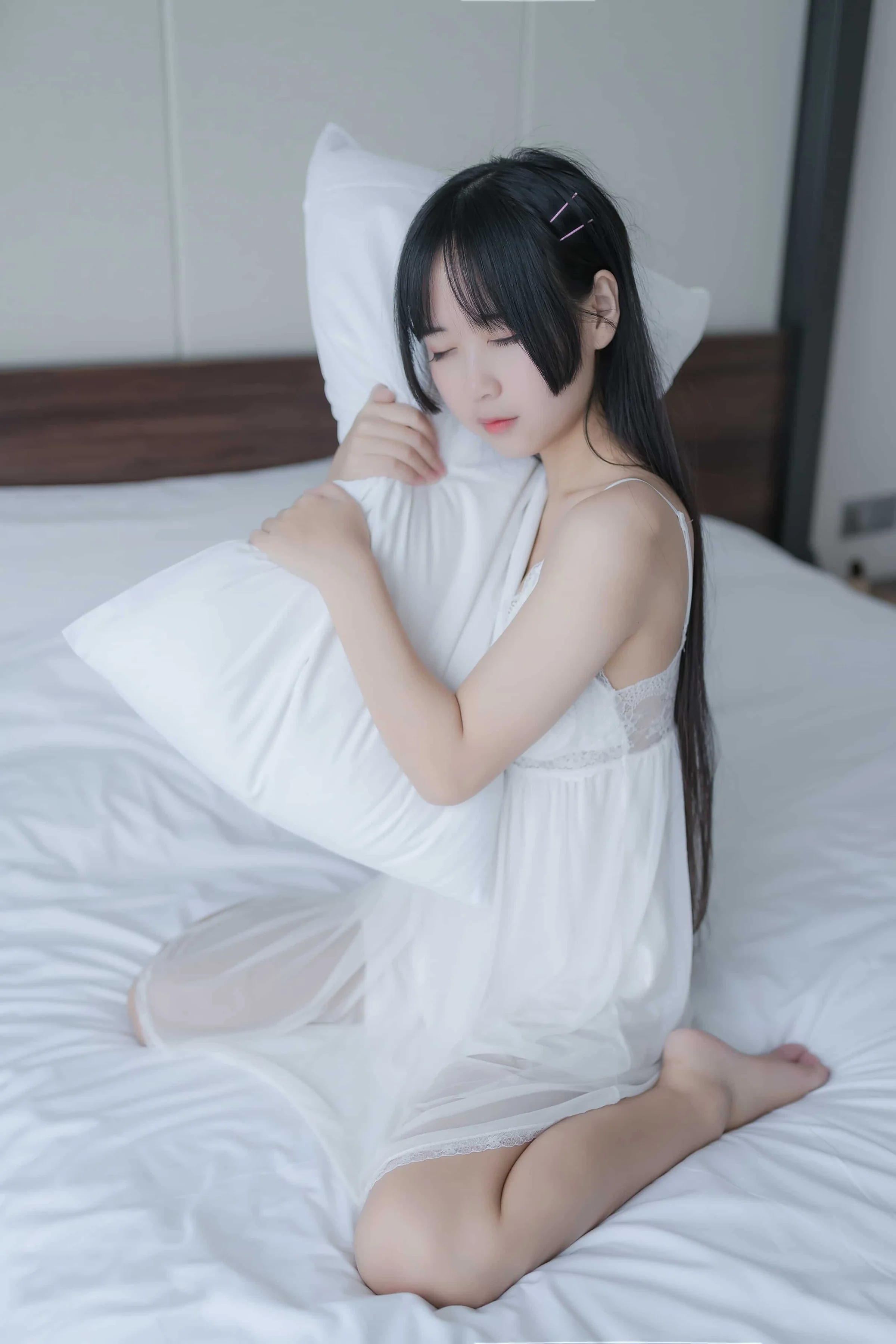 萌芽儿o0-白色私房[44P]｜高清图片集