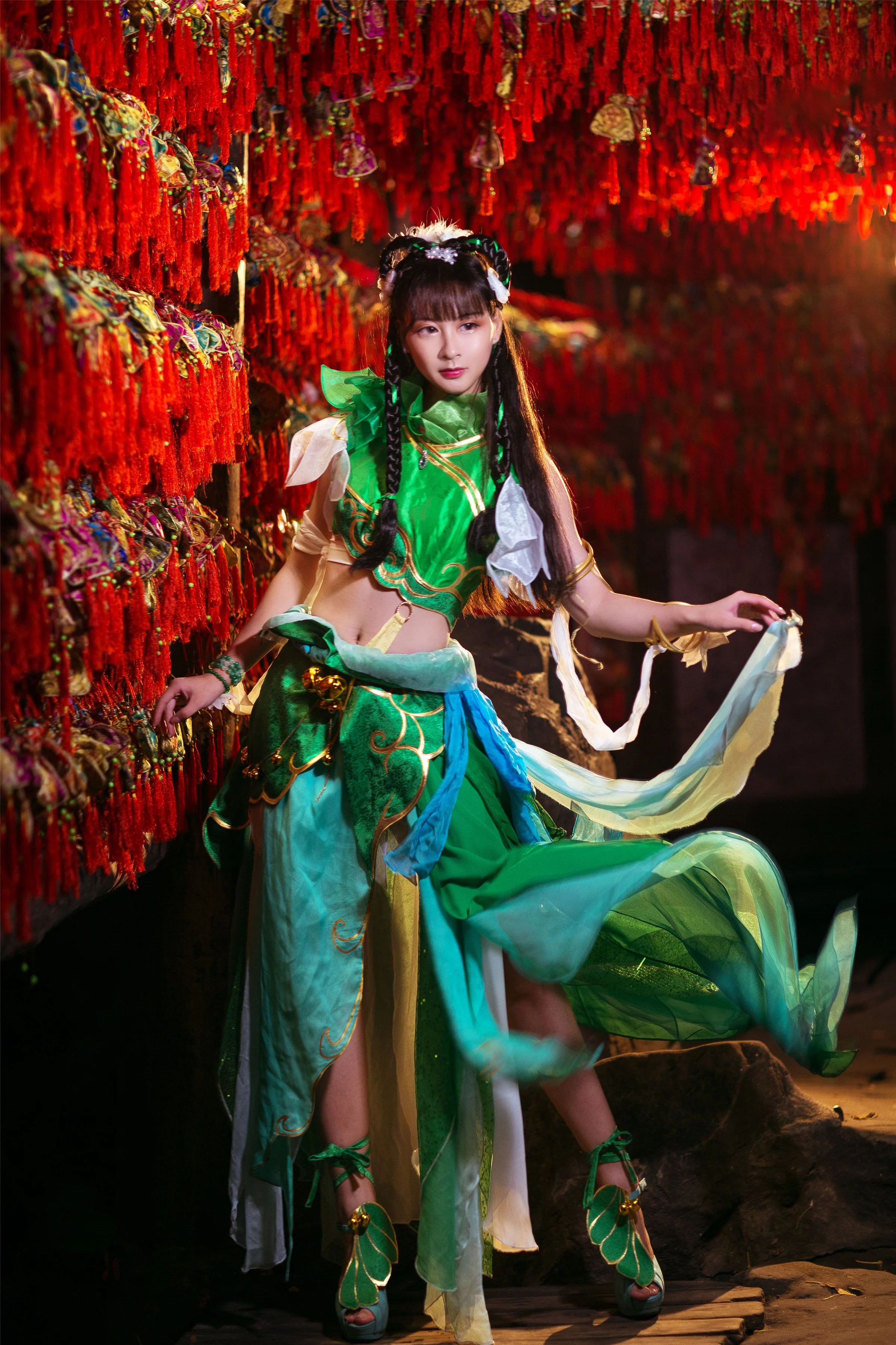 诛仙3·华灯初上·碧瑶COS写真