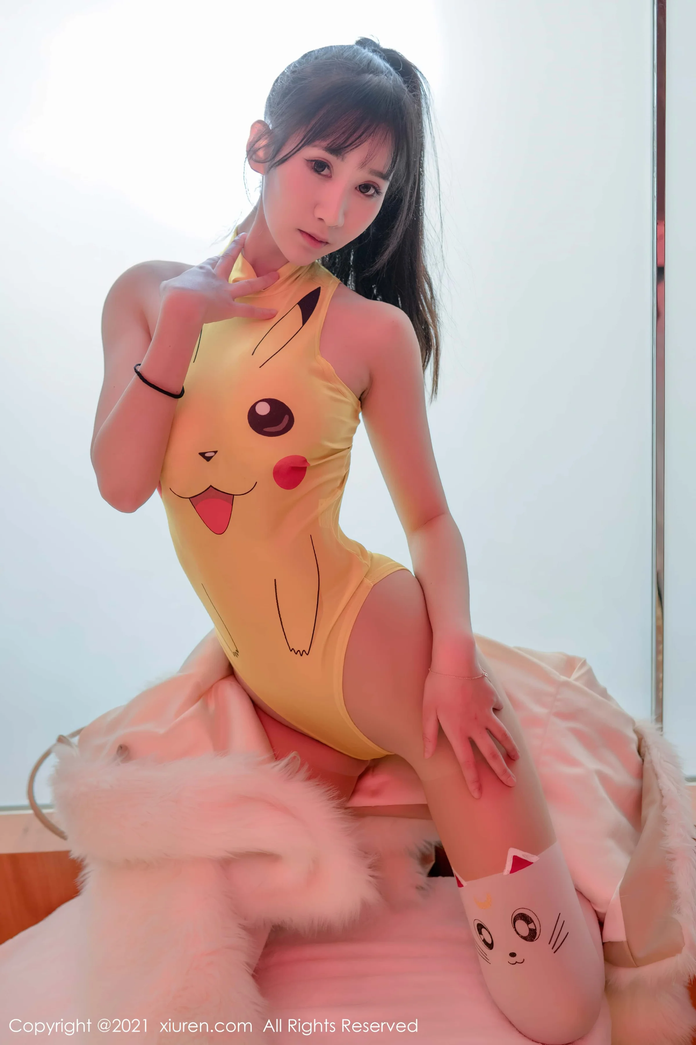[秀人网]美媛馆 2021-01-11 Vol.2988 小果冻儿｜高清图片集