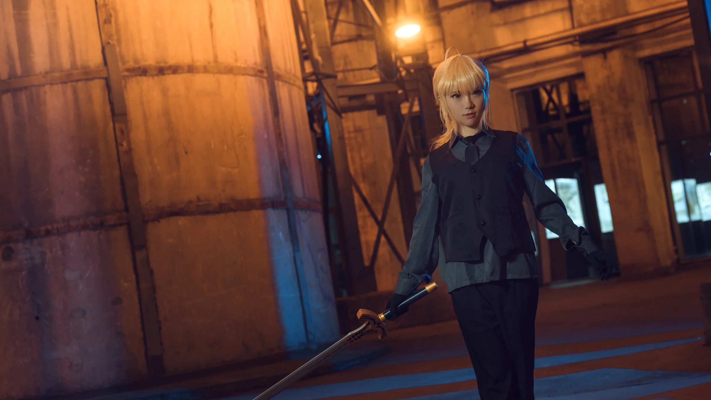 Fate/Zero——黑西装saber COS写真