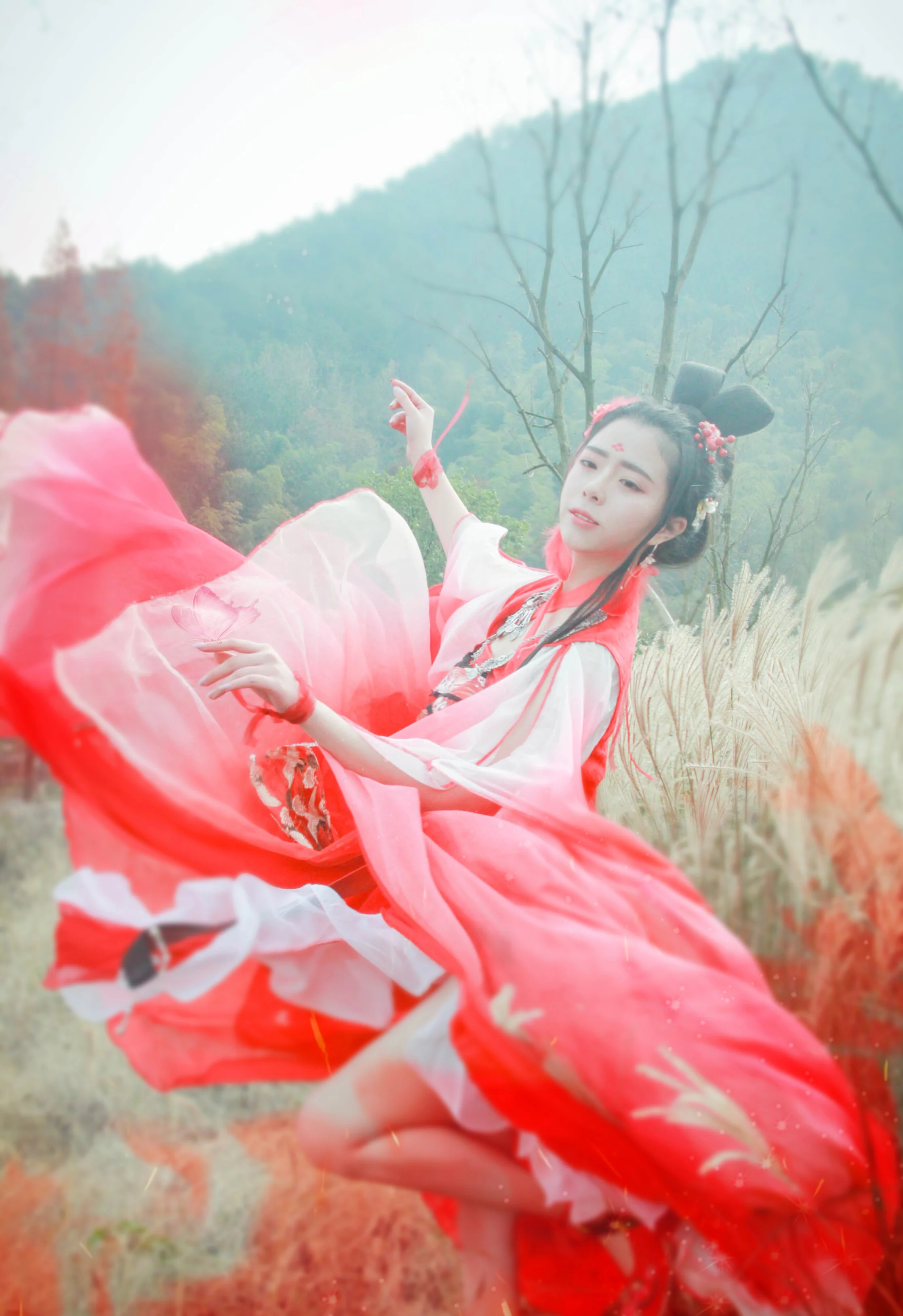 小凰不是仙 田真COS写真