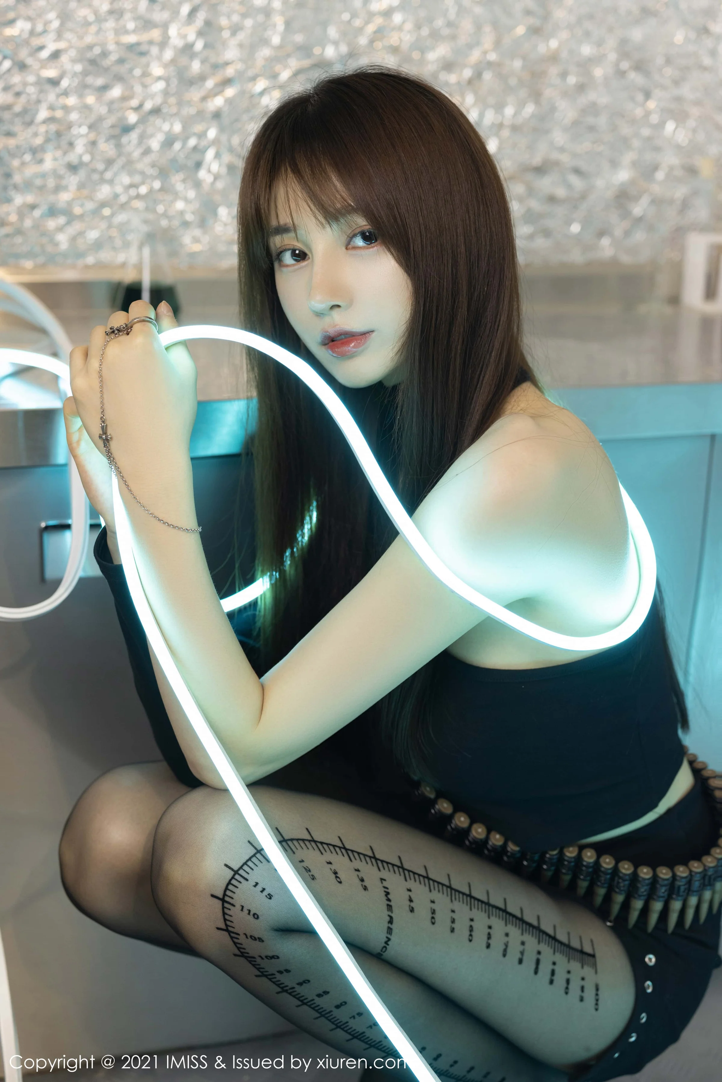 [IMiss]爱蜜社 2021-08-05 Vol.621 Lynn刘奕宁｜高清图片集