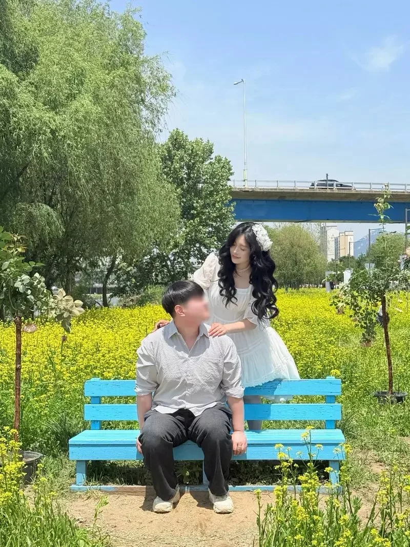 《蘿莉塔服飾的難題》如果女生這樣穿 旁邊的男生要穿什麼比較合適呢？｜高清图片集