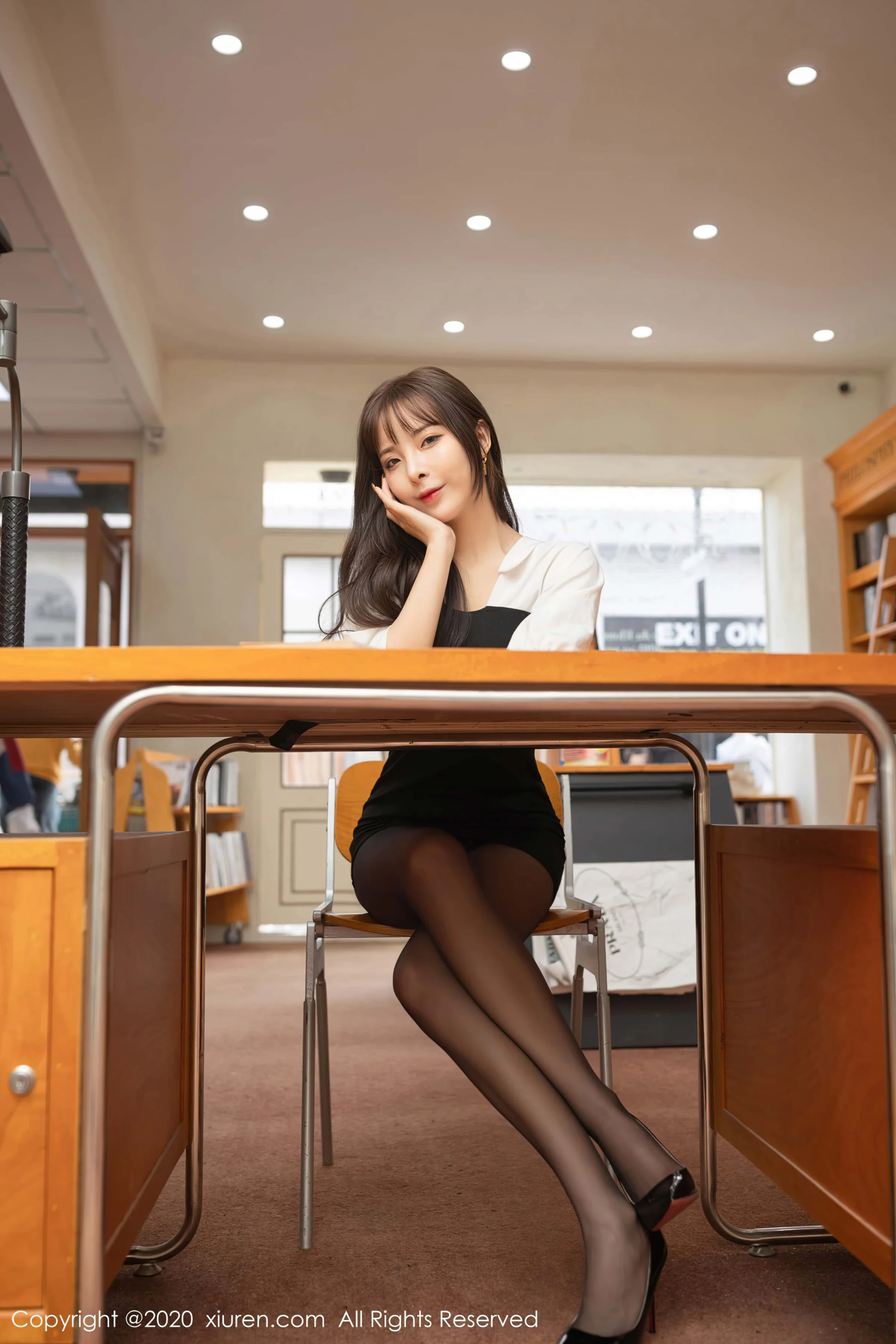[秀人网]美媛馆 2020-12-28 Vol.2948 陈小喵｜高清图片集