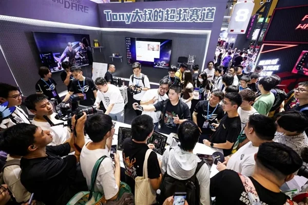 竞无止境，ROG空降BW2024嘉年华，释放高能竞力！｜高清图片集