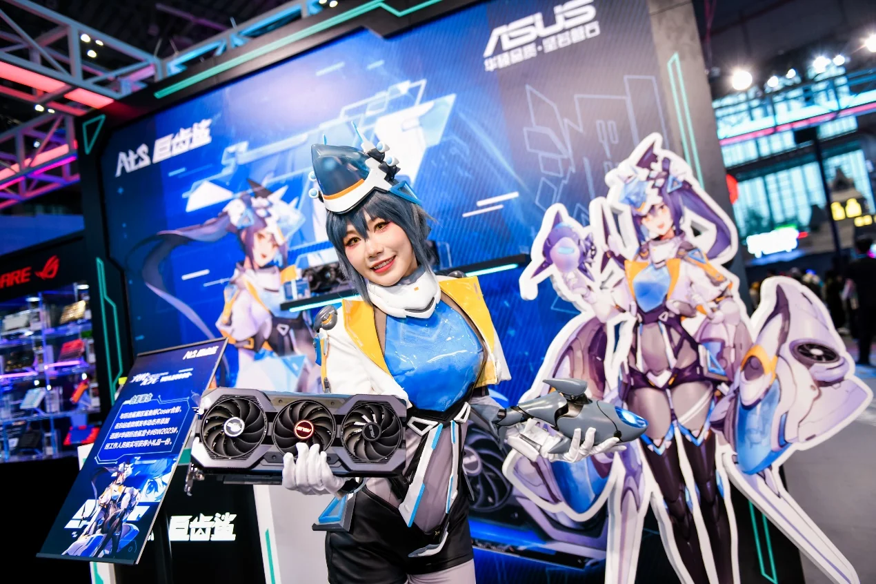 多款华硕信仰显卡亮相BW2023 实力之选澎湃而来！｜高清图片集