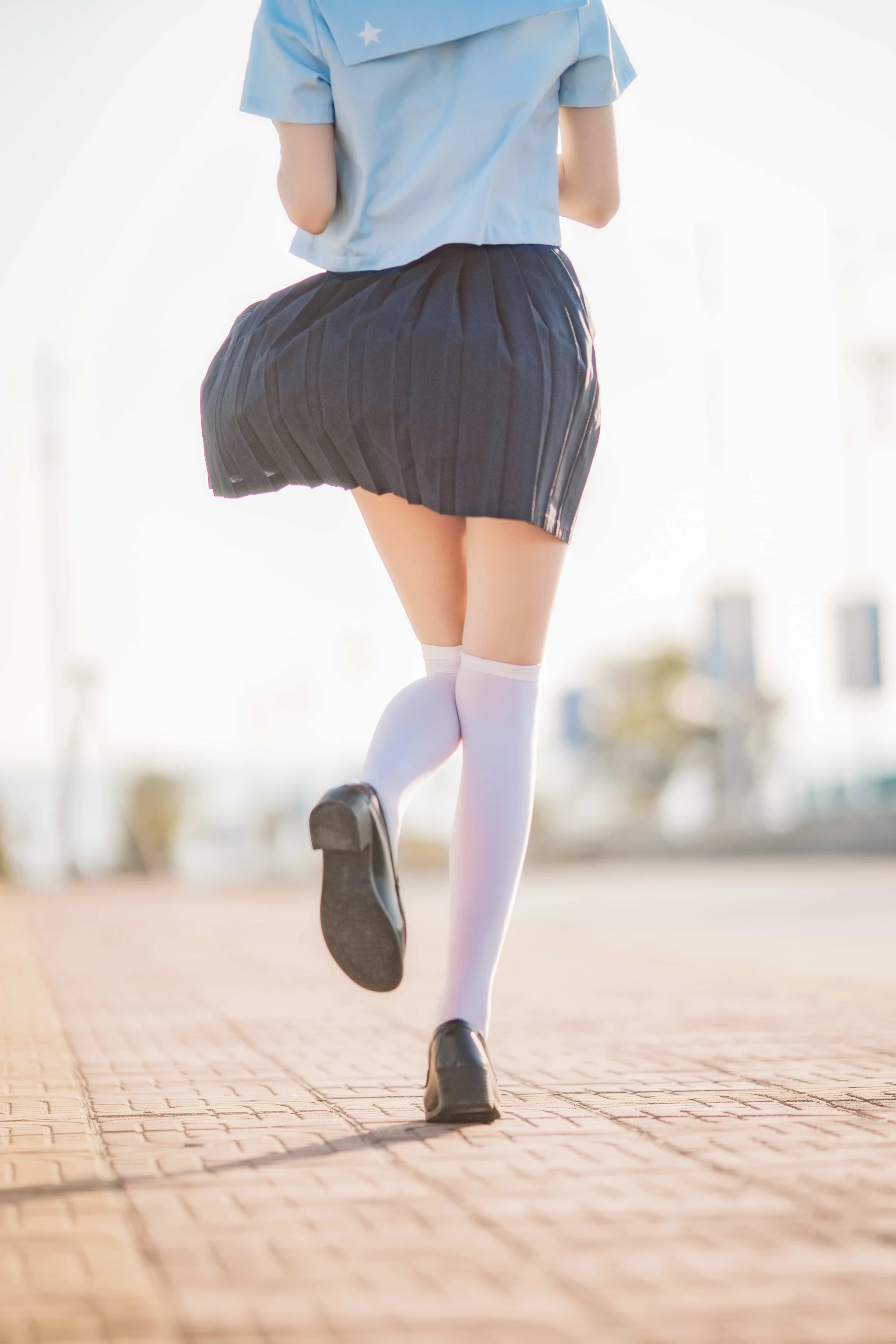桜桃喵 – 蔚蓝 [33P]｜高清图片集