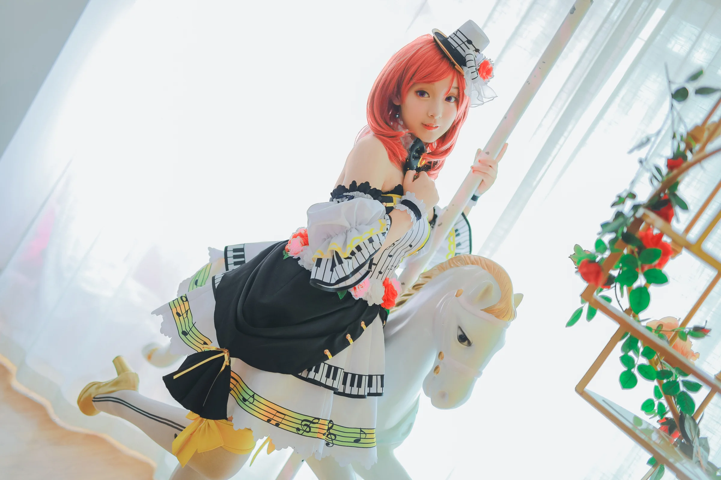 西木野真姬乐器觉醒COS写真