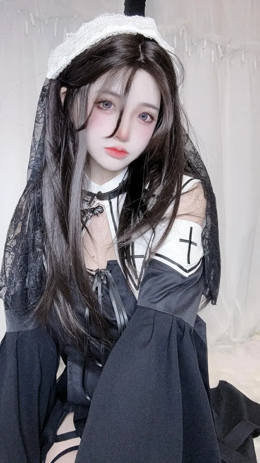 疯猫ss – 修女自拍｜高清图片集