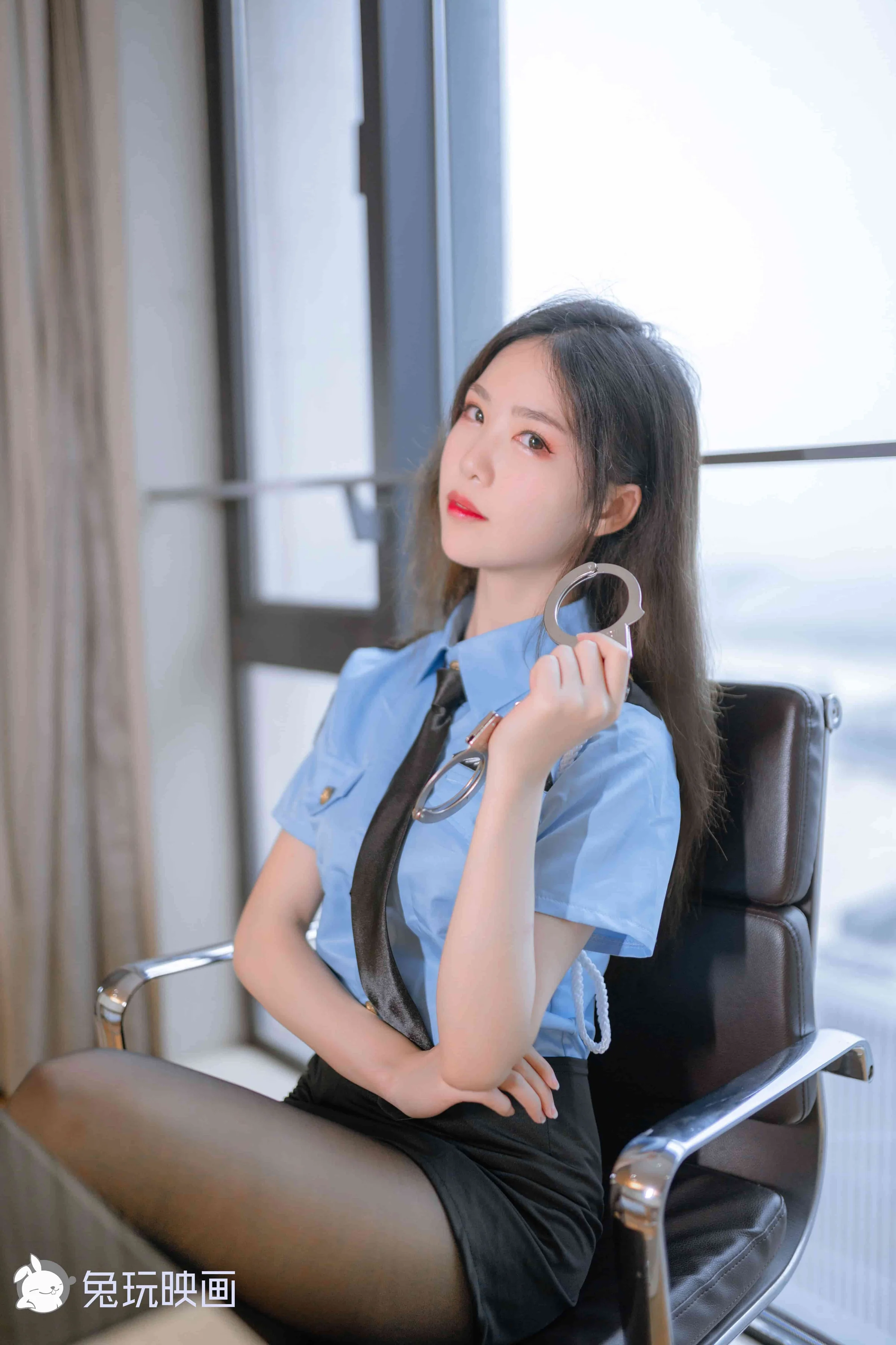 抖娘-利世穿制服的小姐姐 – 兔玩映画[42P]｜高清图片集