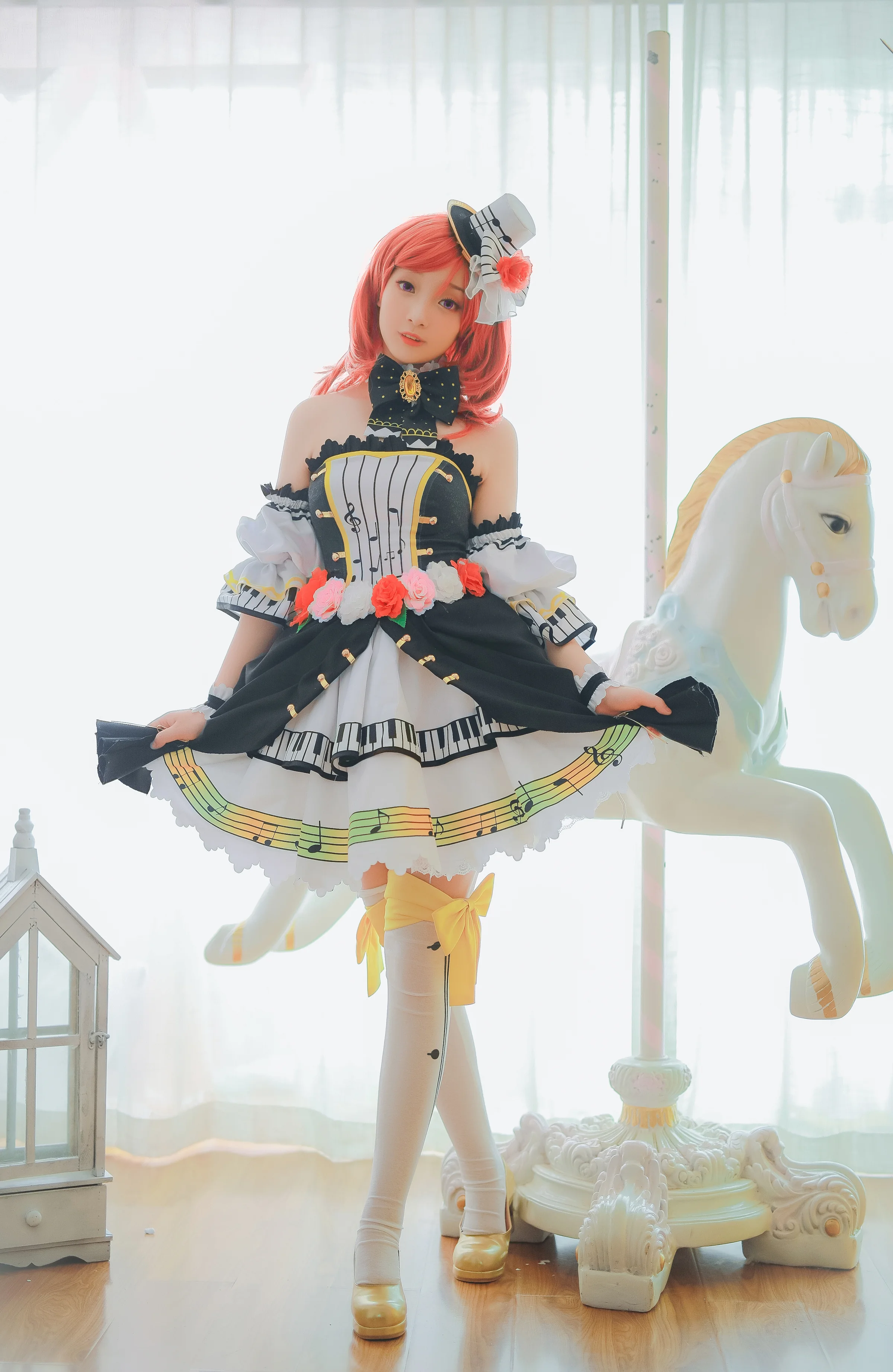 西木野真姬乐器觉醒COS写真