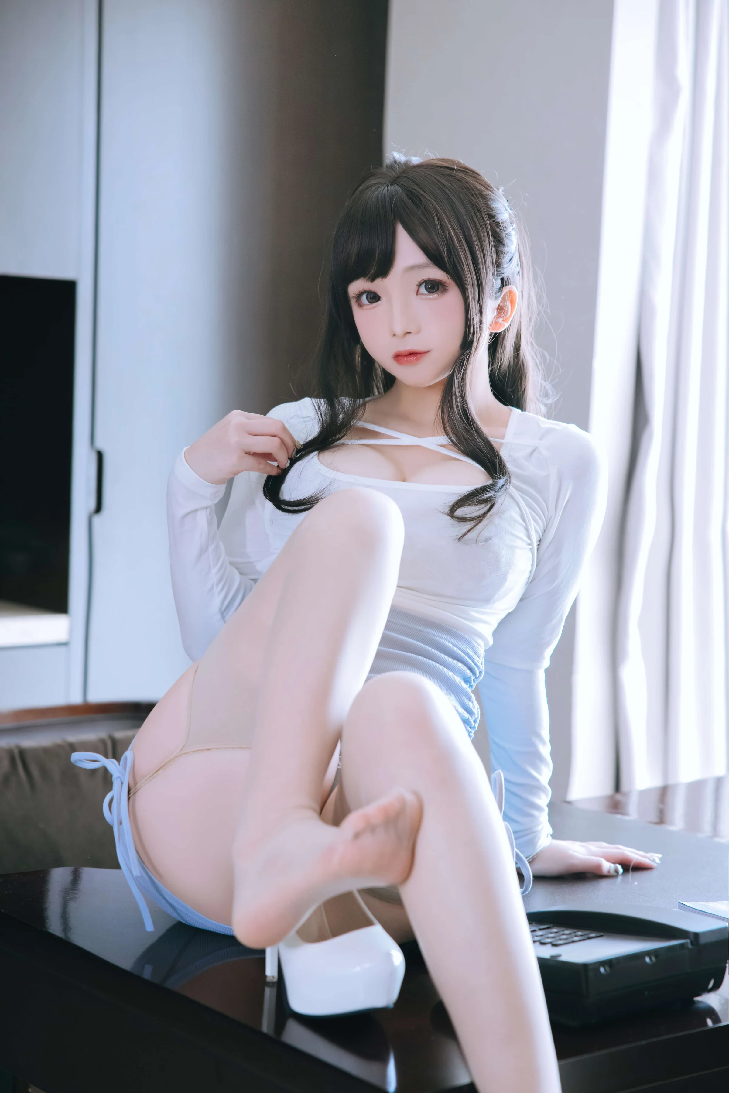日奈娇 – 私人秘书｜高清图片集