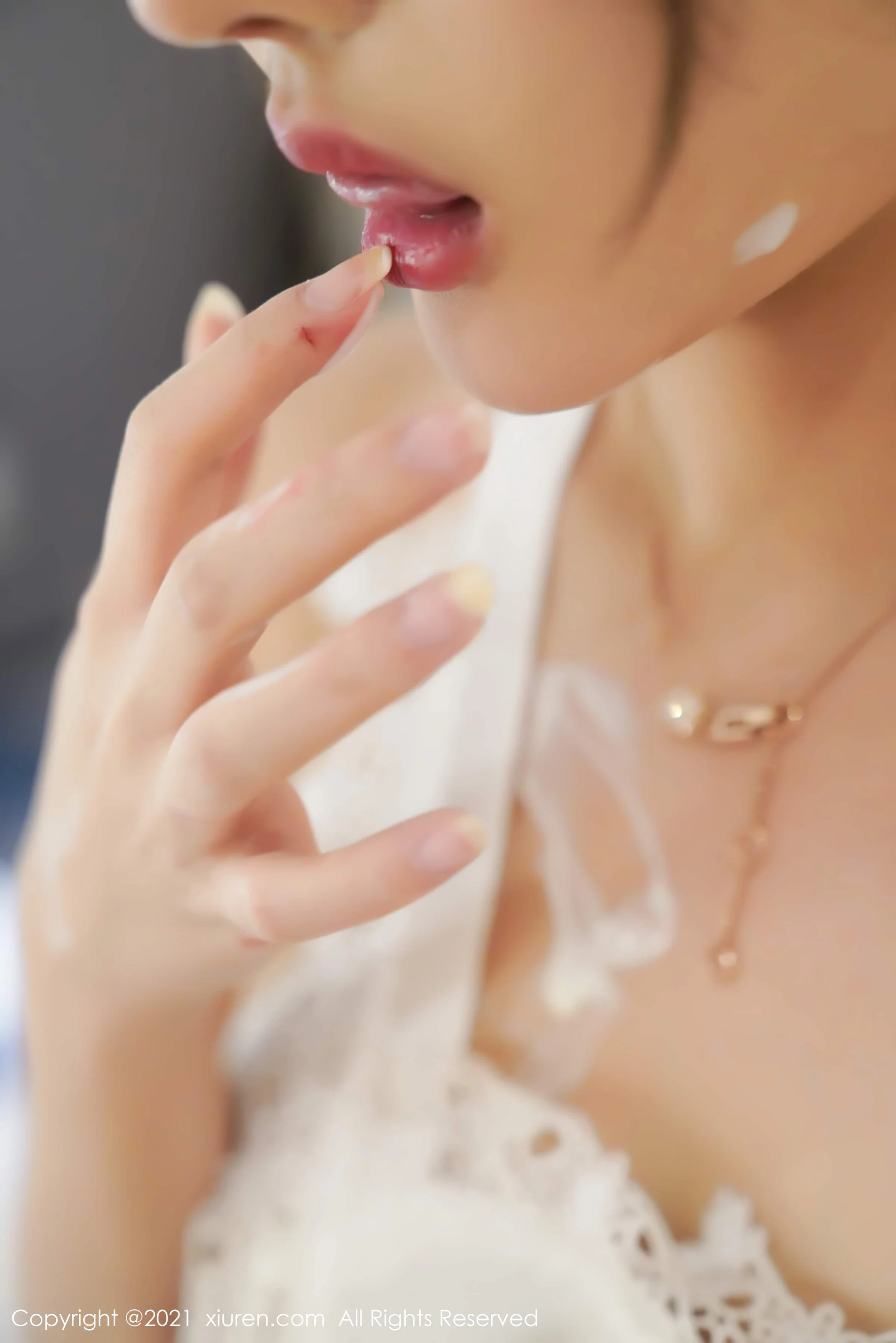 [秀人网]美媛馆 2021-04-14 Vol.3302 萌奈子｜高清图片集