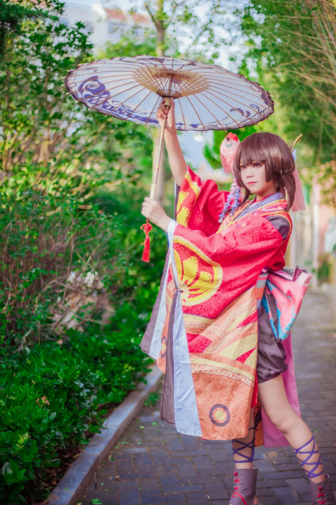 阴阳师神乐COS写真，喜欢很少笑神乐