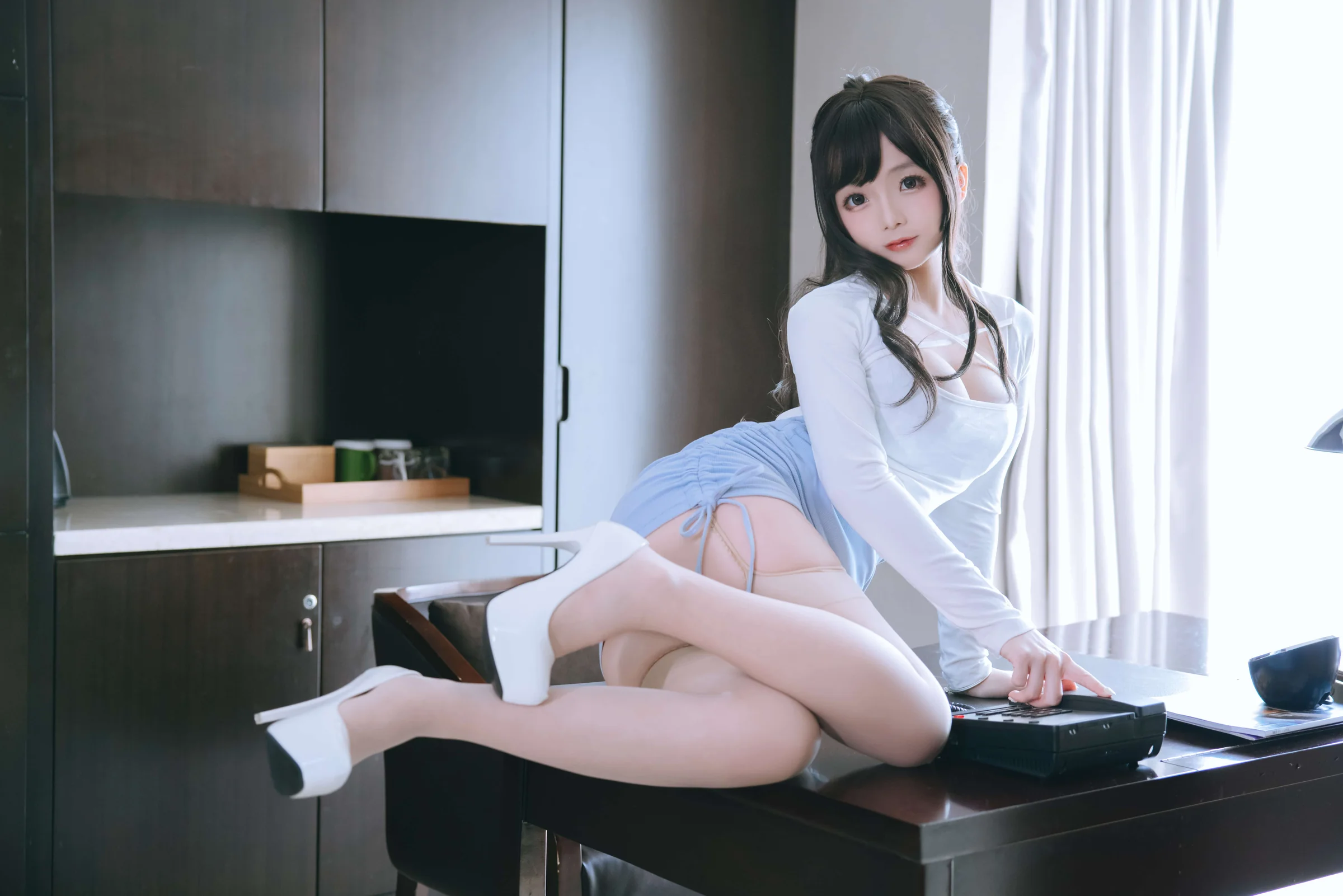 日奈娇 – 私人秘书｜高清图片集