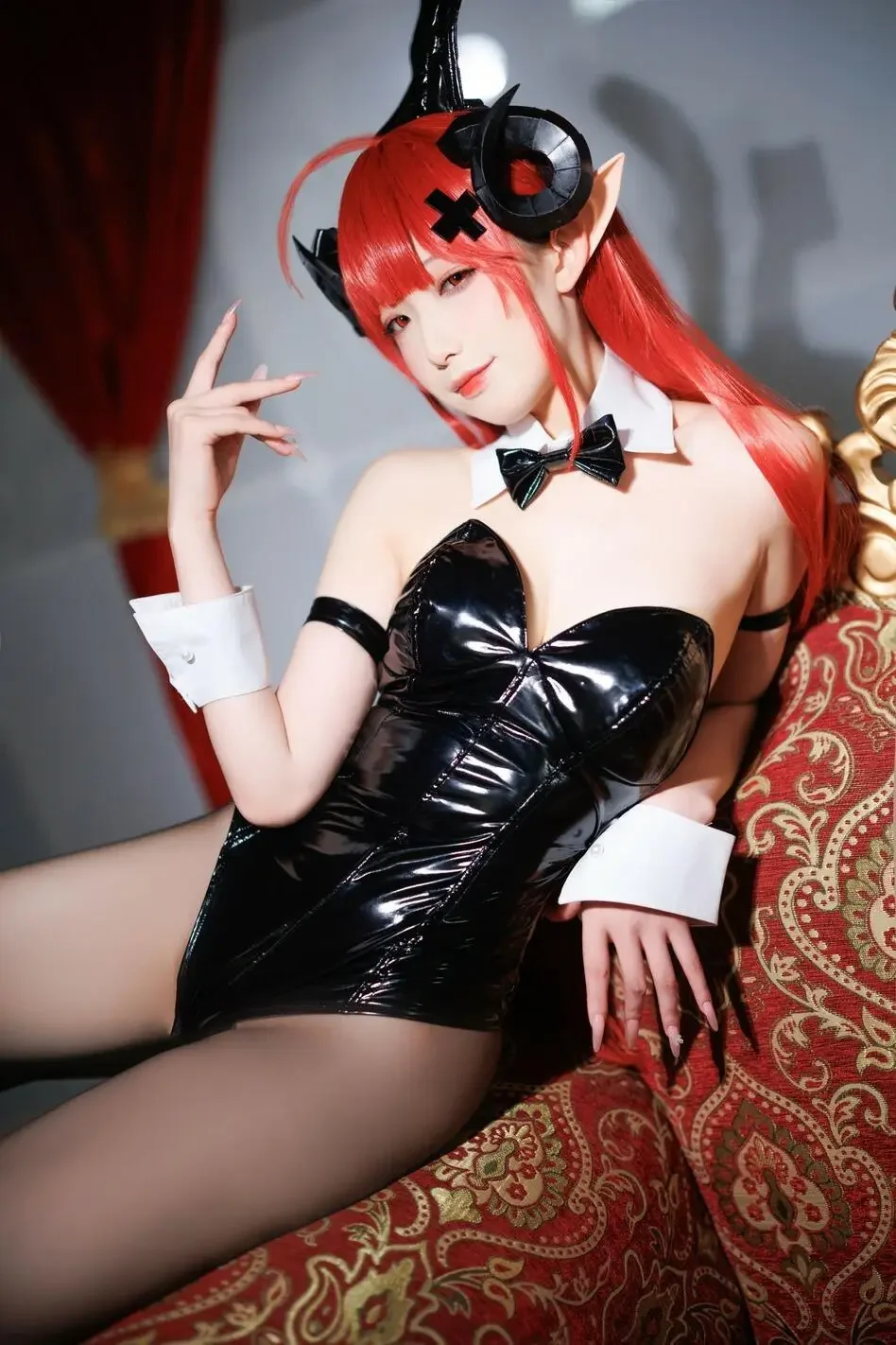 封疆疆 – 兴登堡兔女郎｜高清图片集