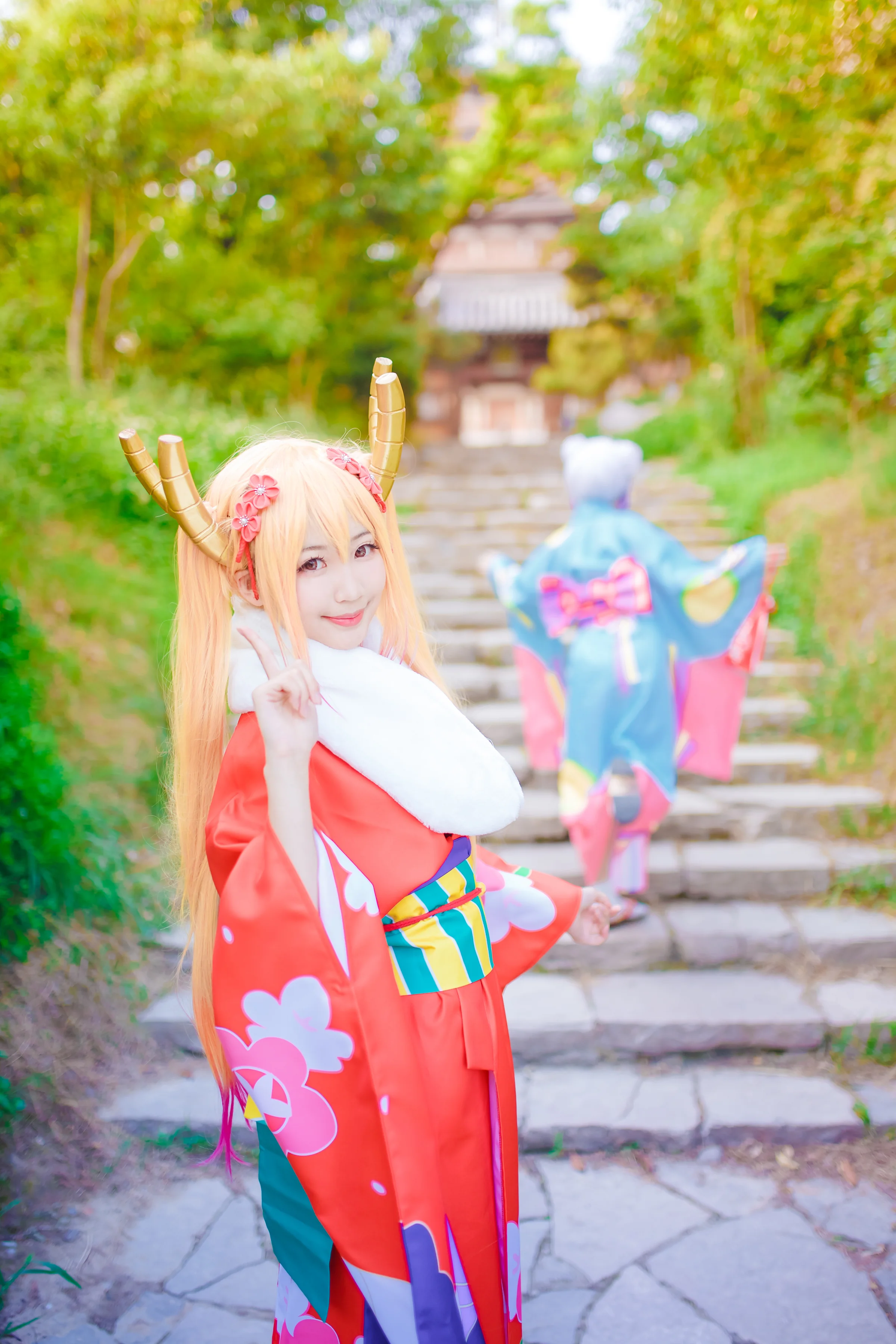康娜和托尔的和服之旅COS写真