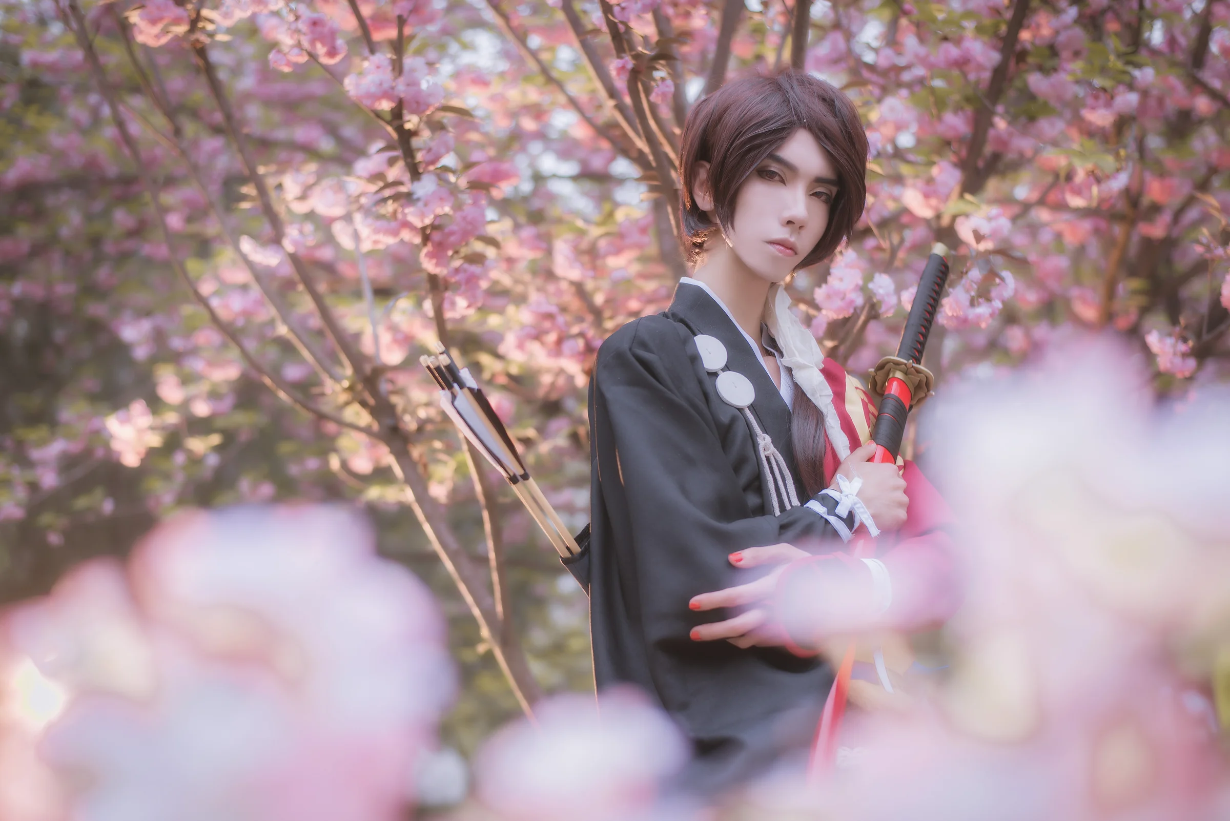 刀剑乱舞加州清光COS写真，果然樱花和武士刀也是一种浪漫~