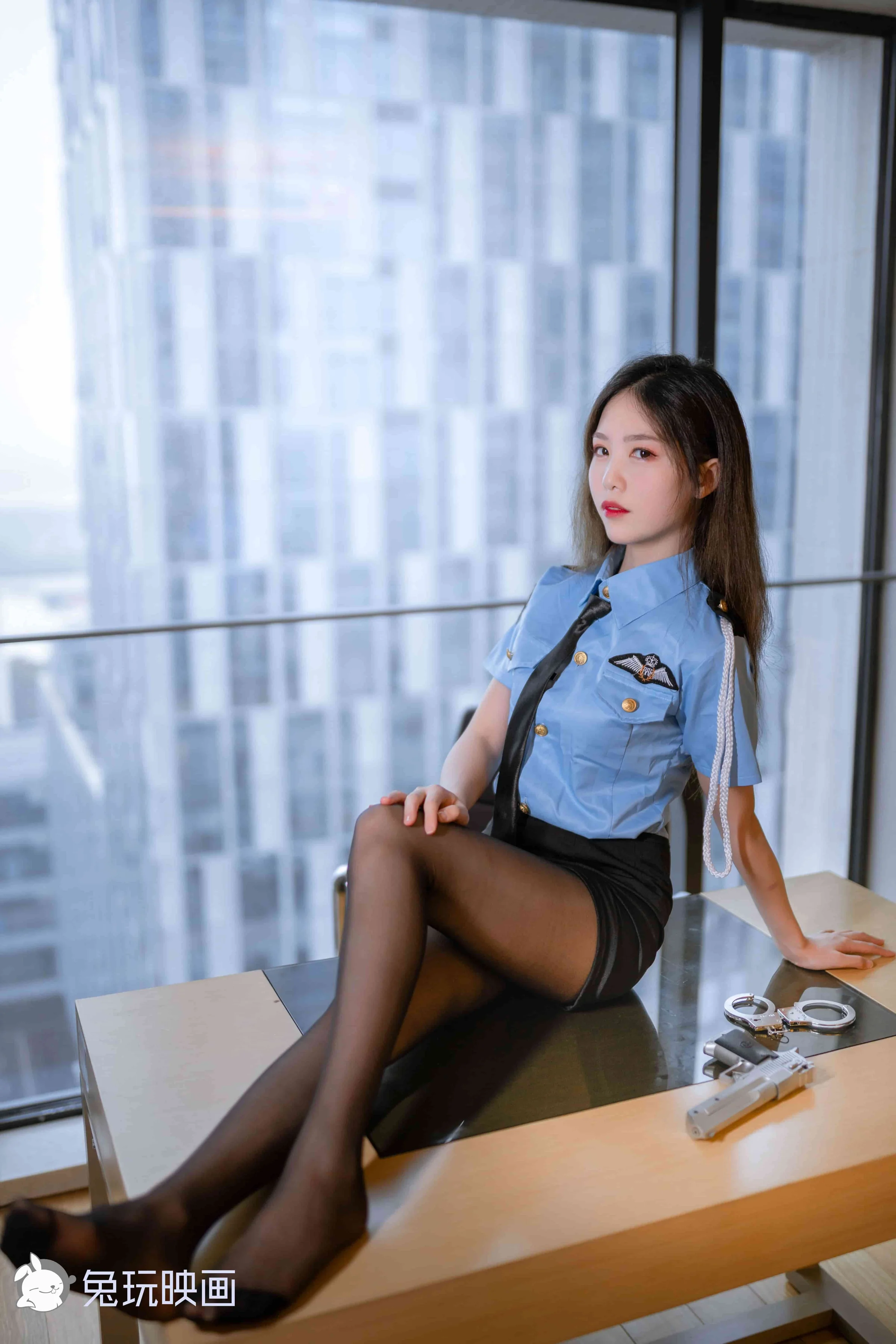 抖娘-利世穿制服的小姐姐 – 兔玩映画[42P]｜高清图片集