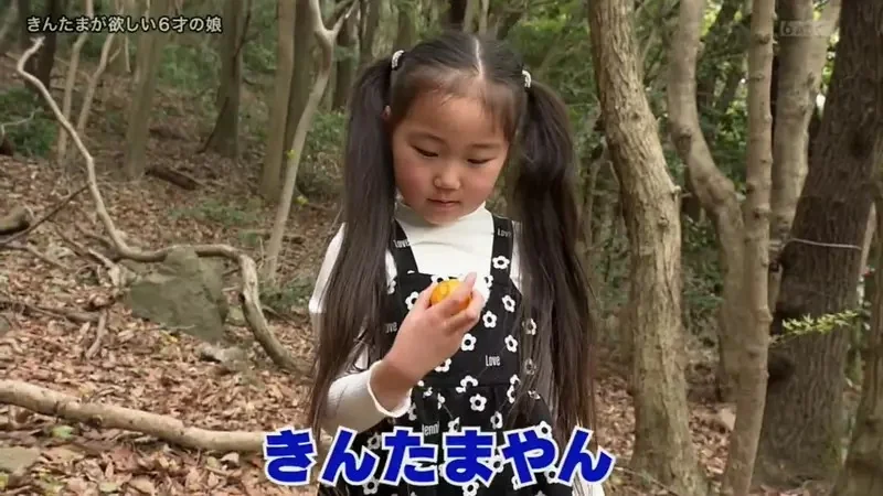 《想要蛋蛋的小女孩》哥哥和爸爸都各有兩顆 為什麼不能分一顆給她呢？｜高清图片集
