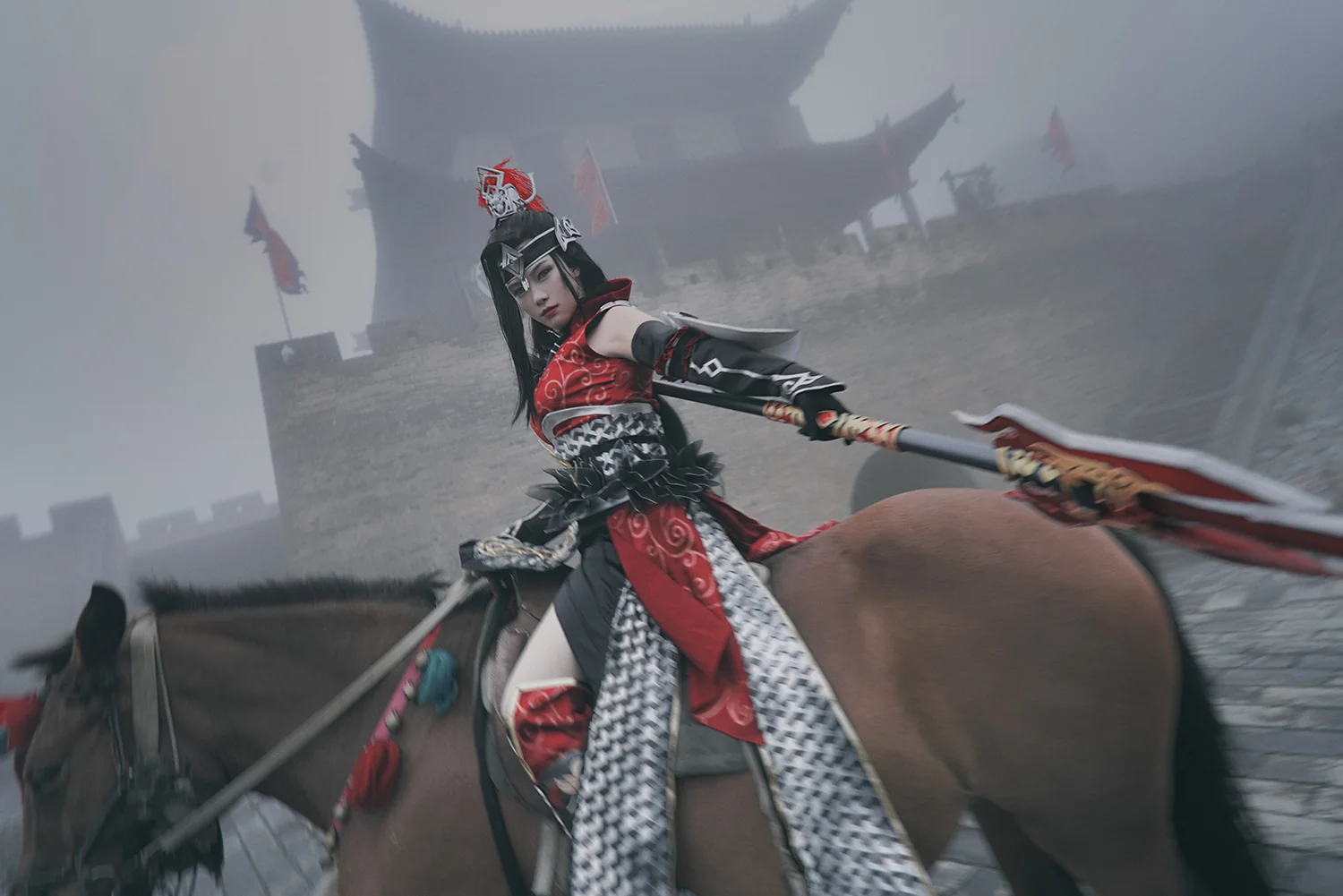 剑网三·天策 · 破虏军娘COS写真 ——“不负铠甲，不恋红妆”