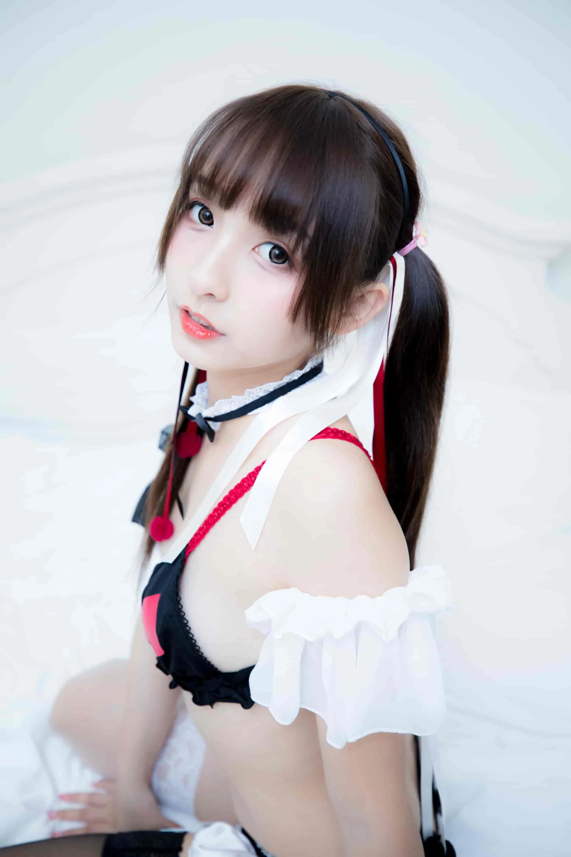 神楽坂真冬 – Little Devil [150P]｜高清图片集