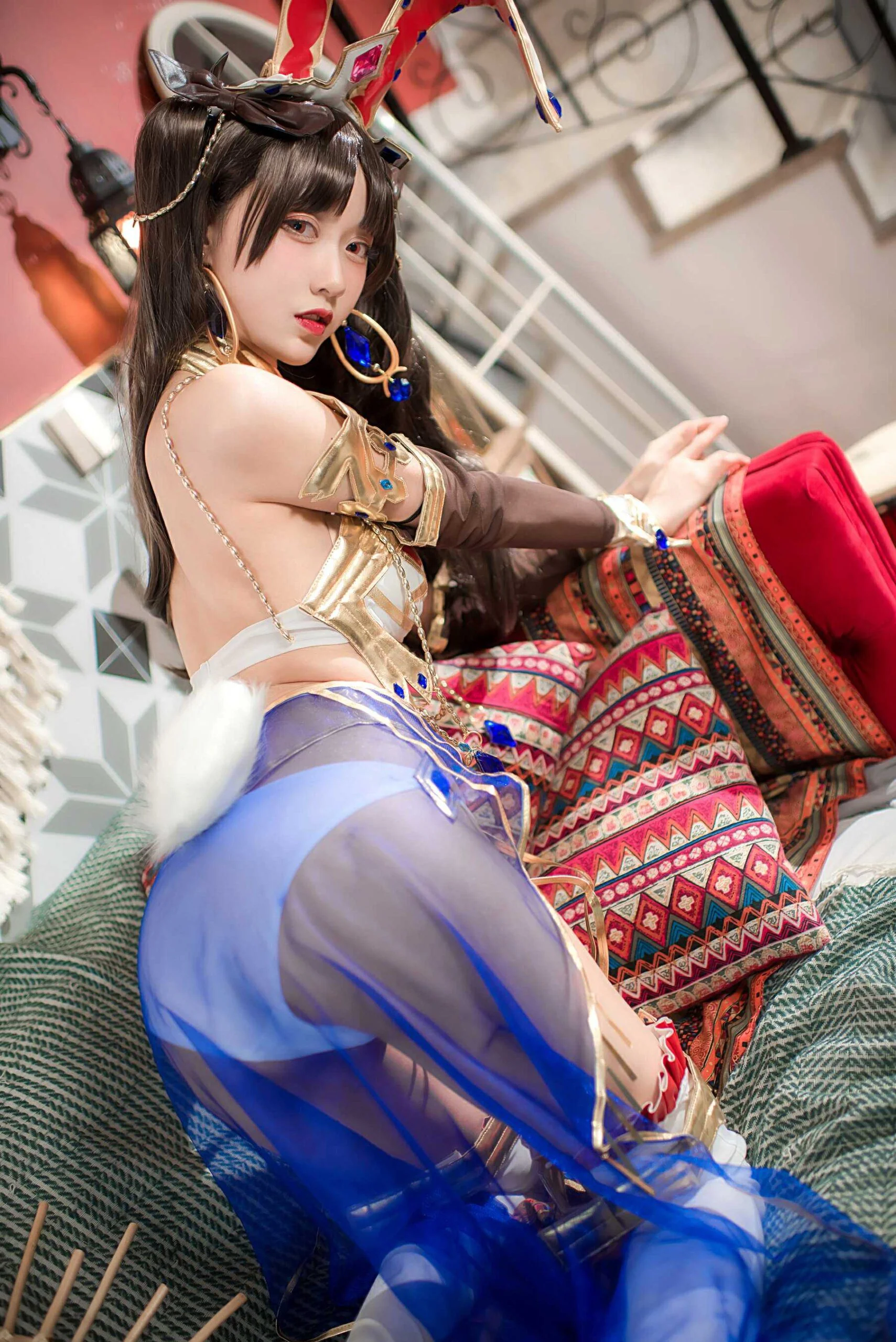 木棉棉OwO – 伊什塔尔 [35P]｜高清图片集
