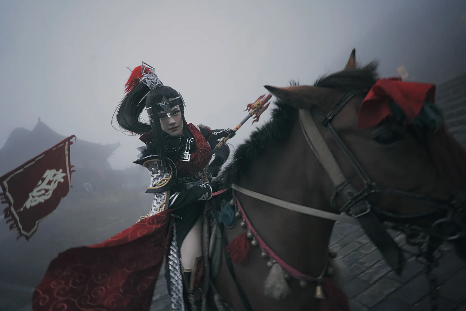 剑网三·天策 · 破虏军娘COS写真 ——“不负铠甲，不恋红妆”