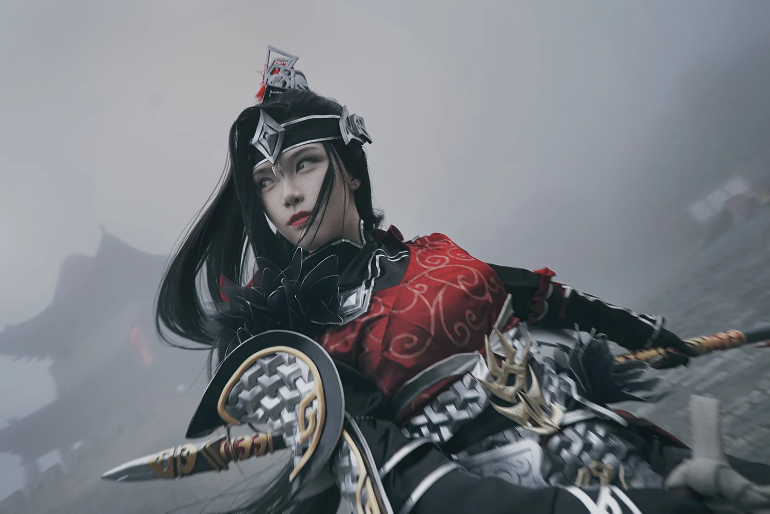 剑网三·天策 · 破虏军娘COS写真 ——“不负铠甲，不恋红妆”