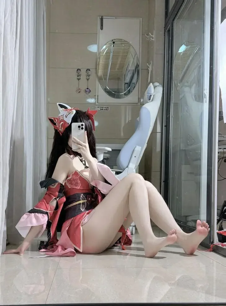 不可爱羚 – 花火COS写真 [52P7V-1.2GB]