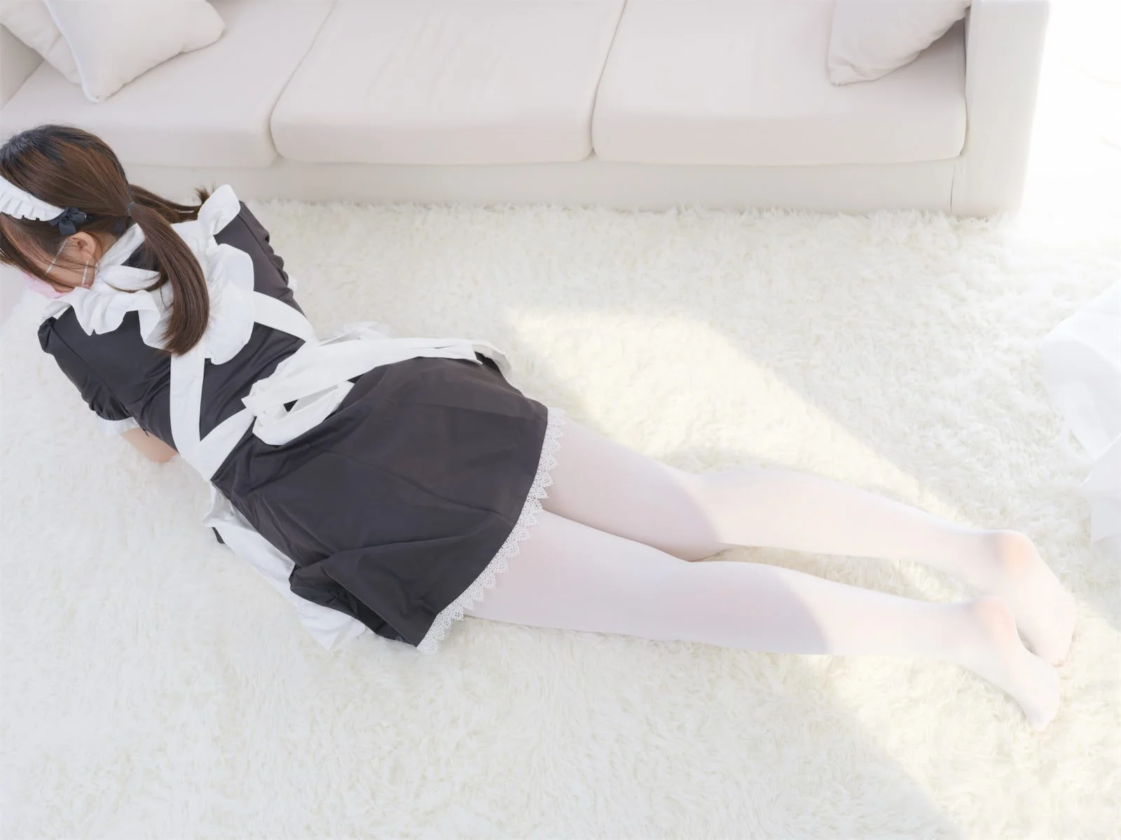 森萝财团VIP系列 – 热池01E黑白女仆｜高清图片集