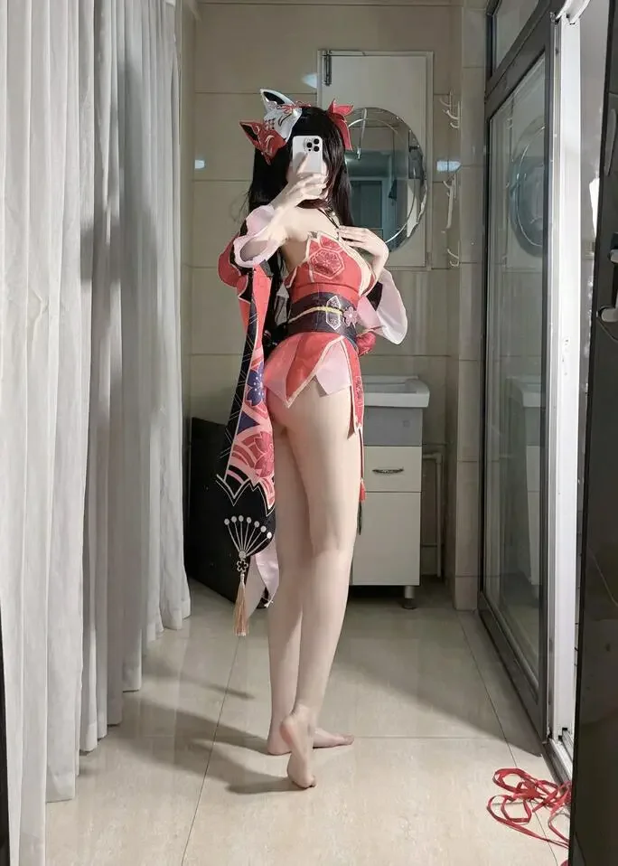 不可爱羚 – 花火COS写真 [52P7V-1.2GB]