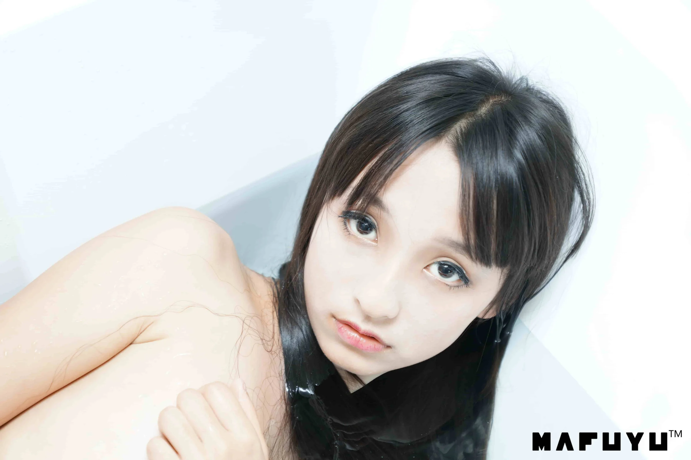 神楽坂真冬 – OL写真系列套图[101P]