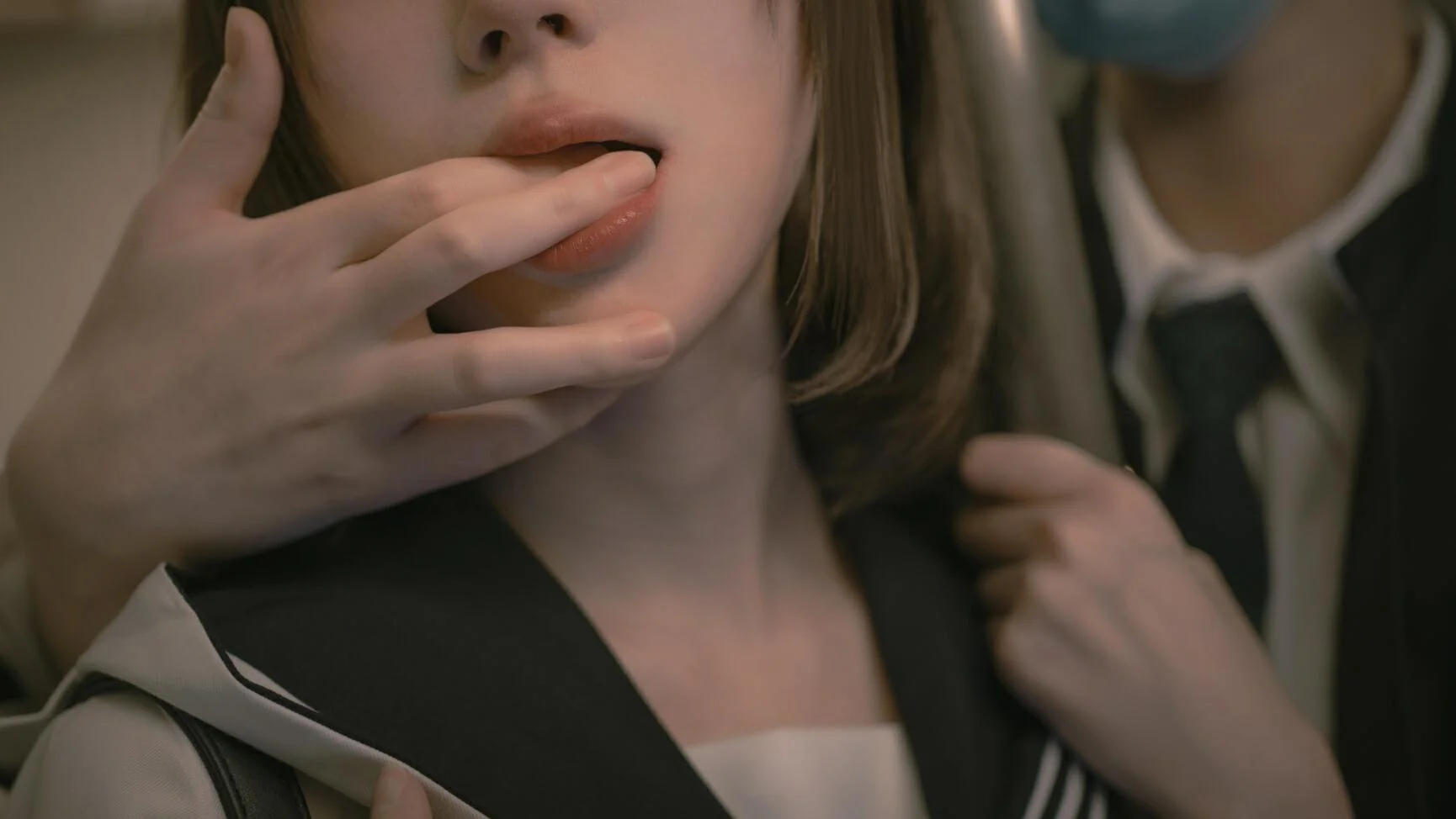 西园寺南歌 – 电车物语｜高清图片集