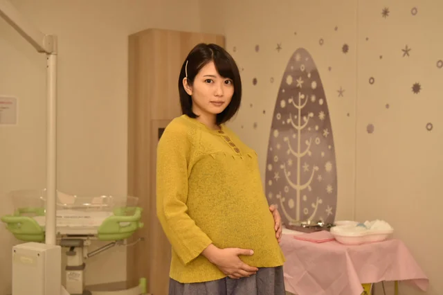 志田未来继《14岁妈妈》以来再度出演孕妇角色！｜高清图片集
