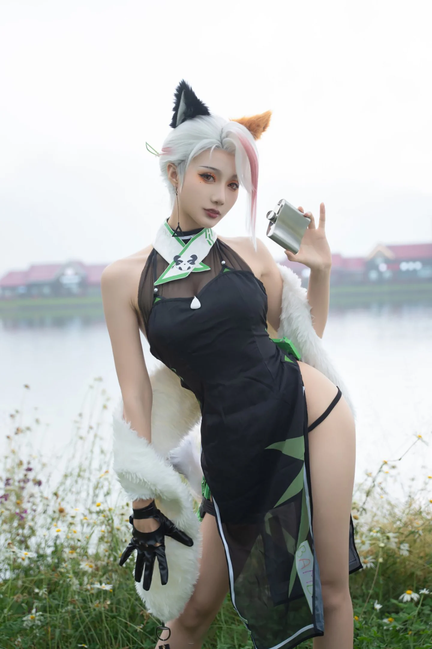 《猫之城》南弥生COS写真