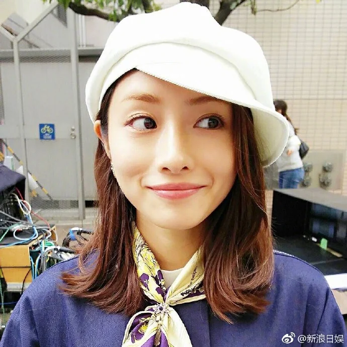 石原里美主演的《校阅女孩 河野悦子》SP播出！｜高清图片集