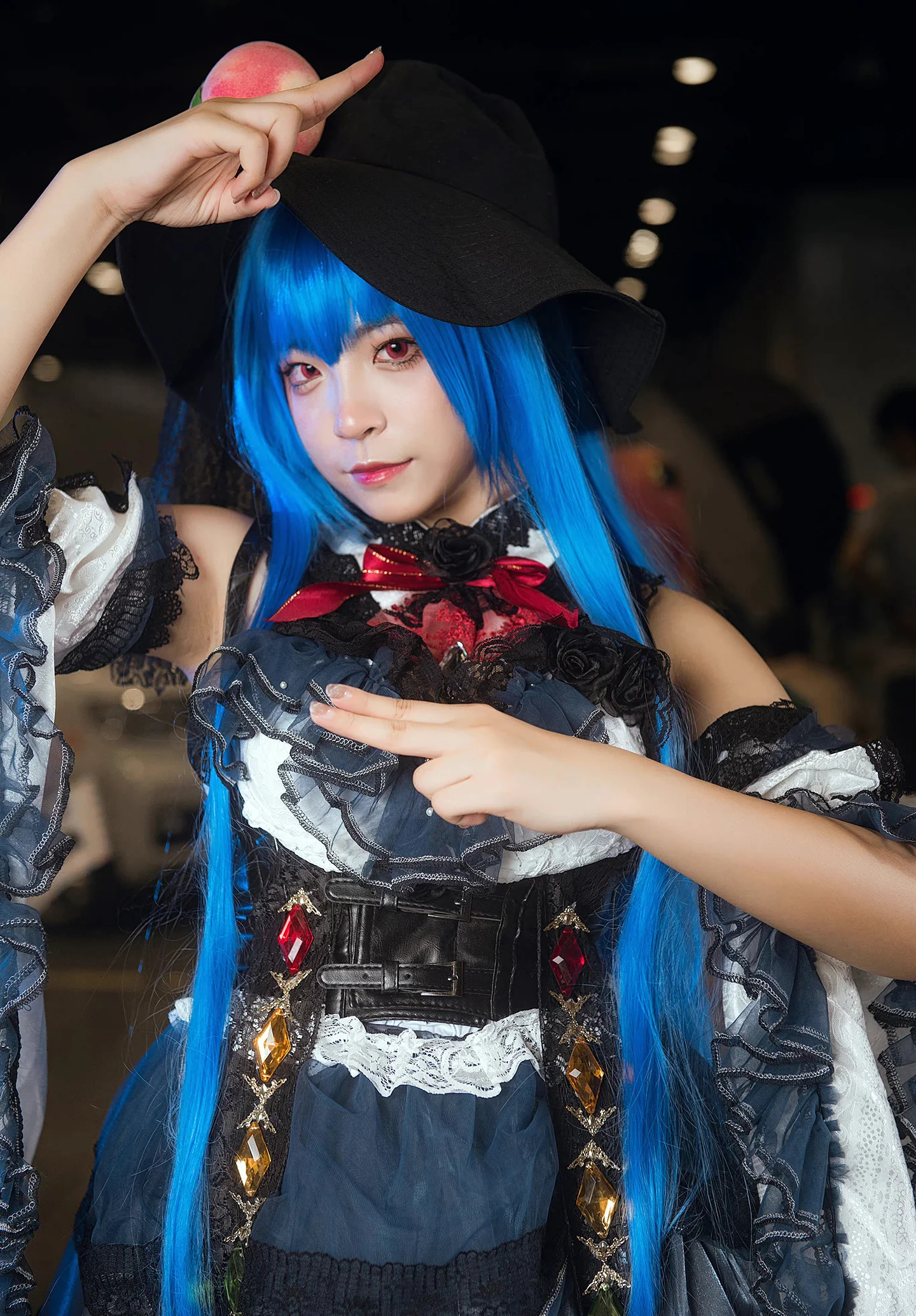 《东方Project》比那名居天子COS写真