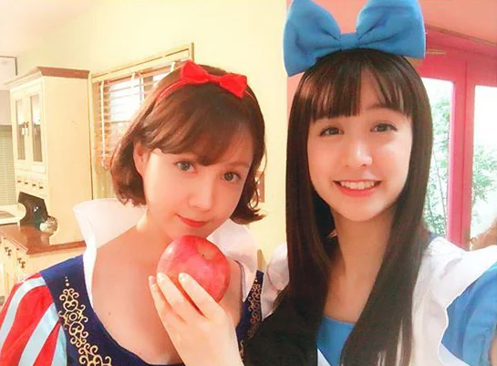 山本美月＆特林德尔·玲奈po出超可爱万圣节照！｜高清图片集
