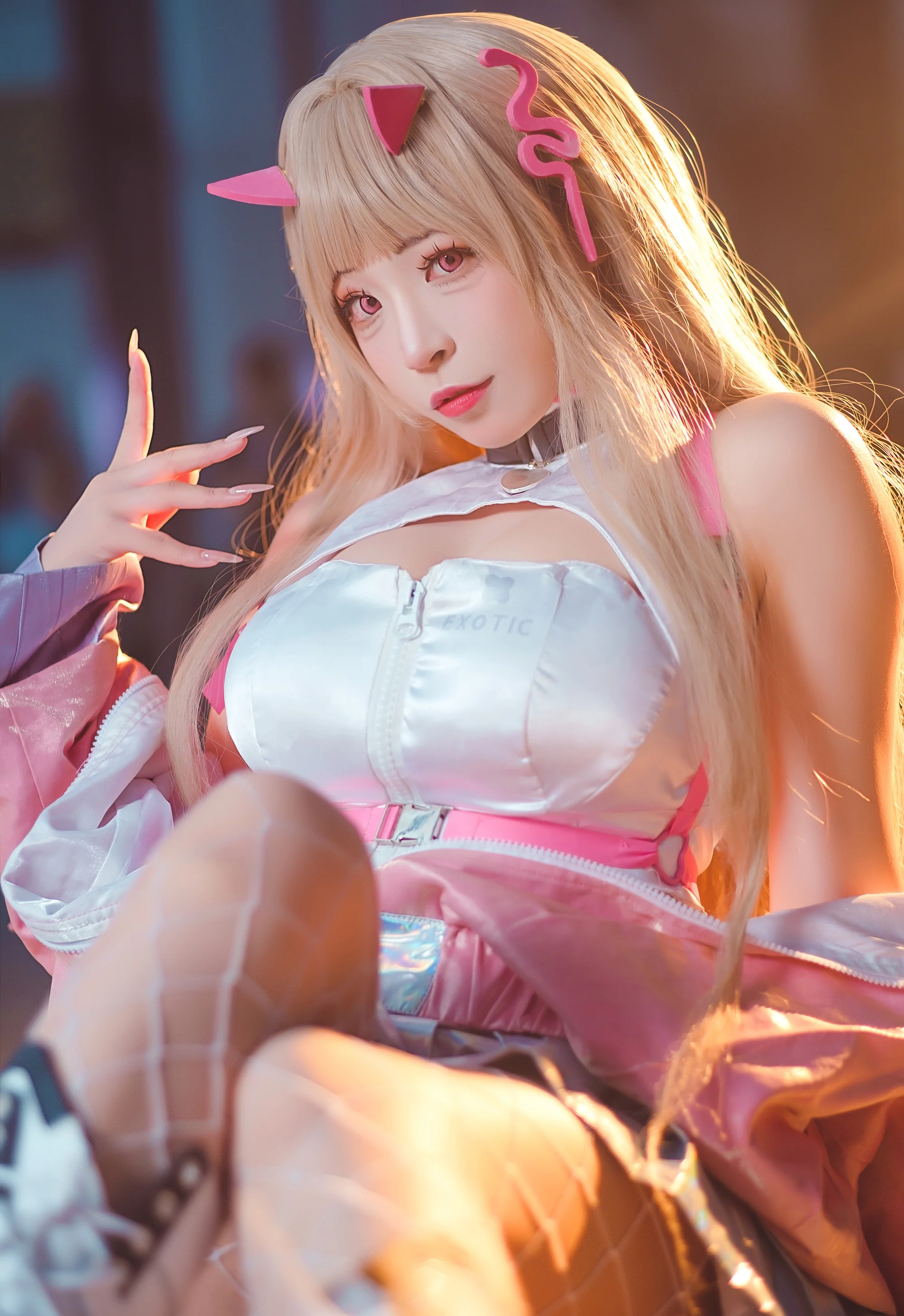 《胜利女神：妮姬》毒蛇COS写真
