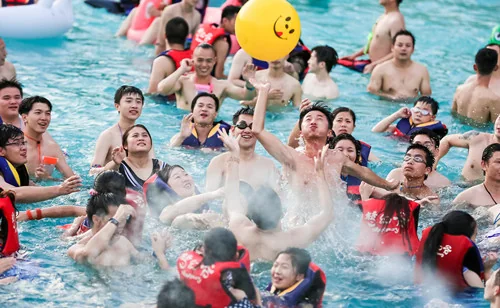 夏天好热，爱要趁热！梦幻谷里开动漫趴，等你来应援｜高清图片集