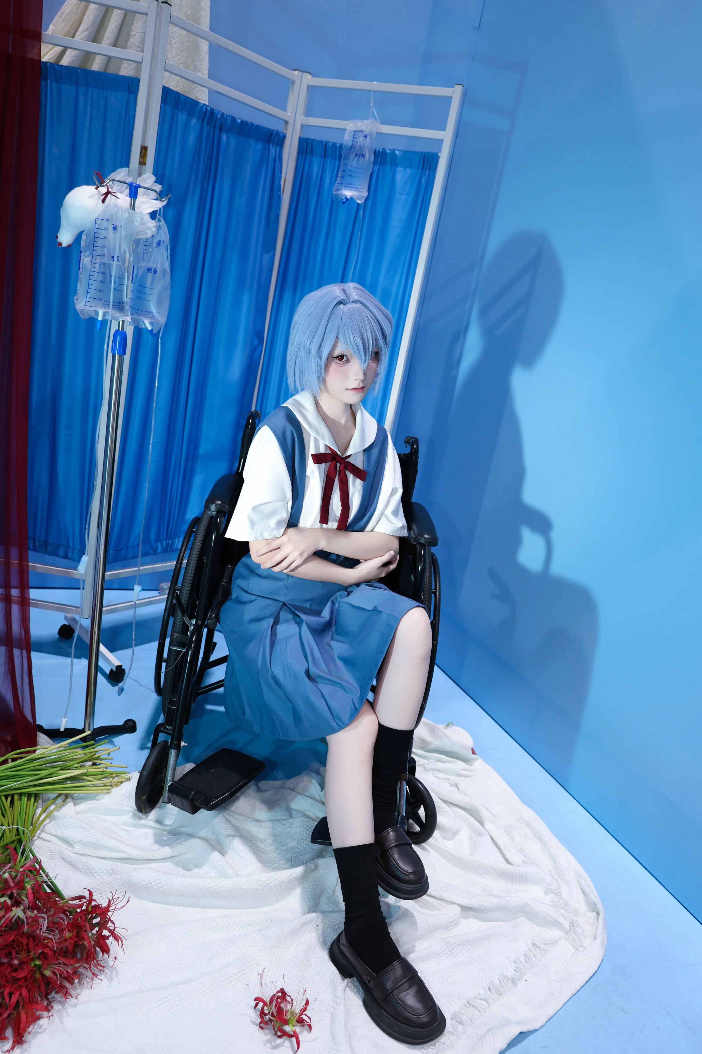 《新世纪福音战士》凌波丽COS写真