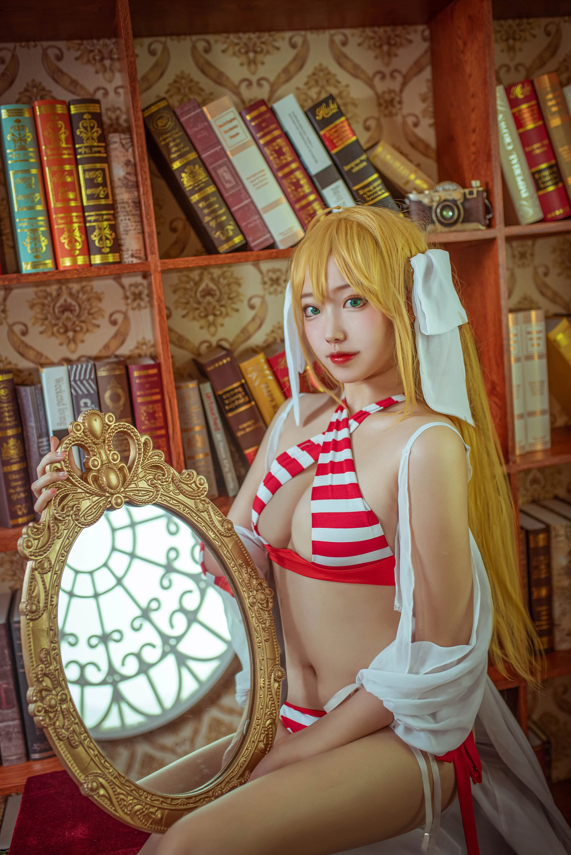 《FGO》尼禄泳衣COS写真