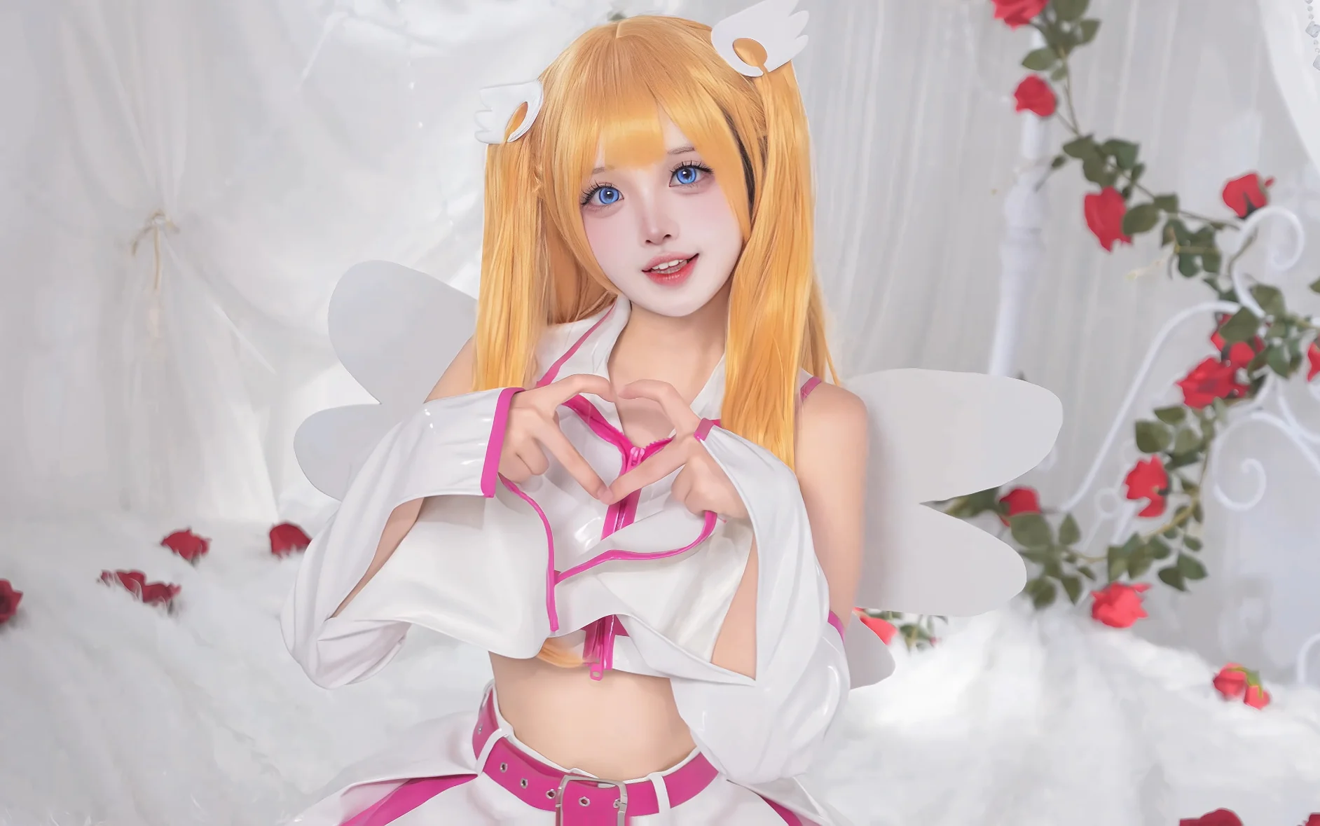 《2.5次元的诱惑》莉莉艾露COS写真