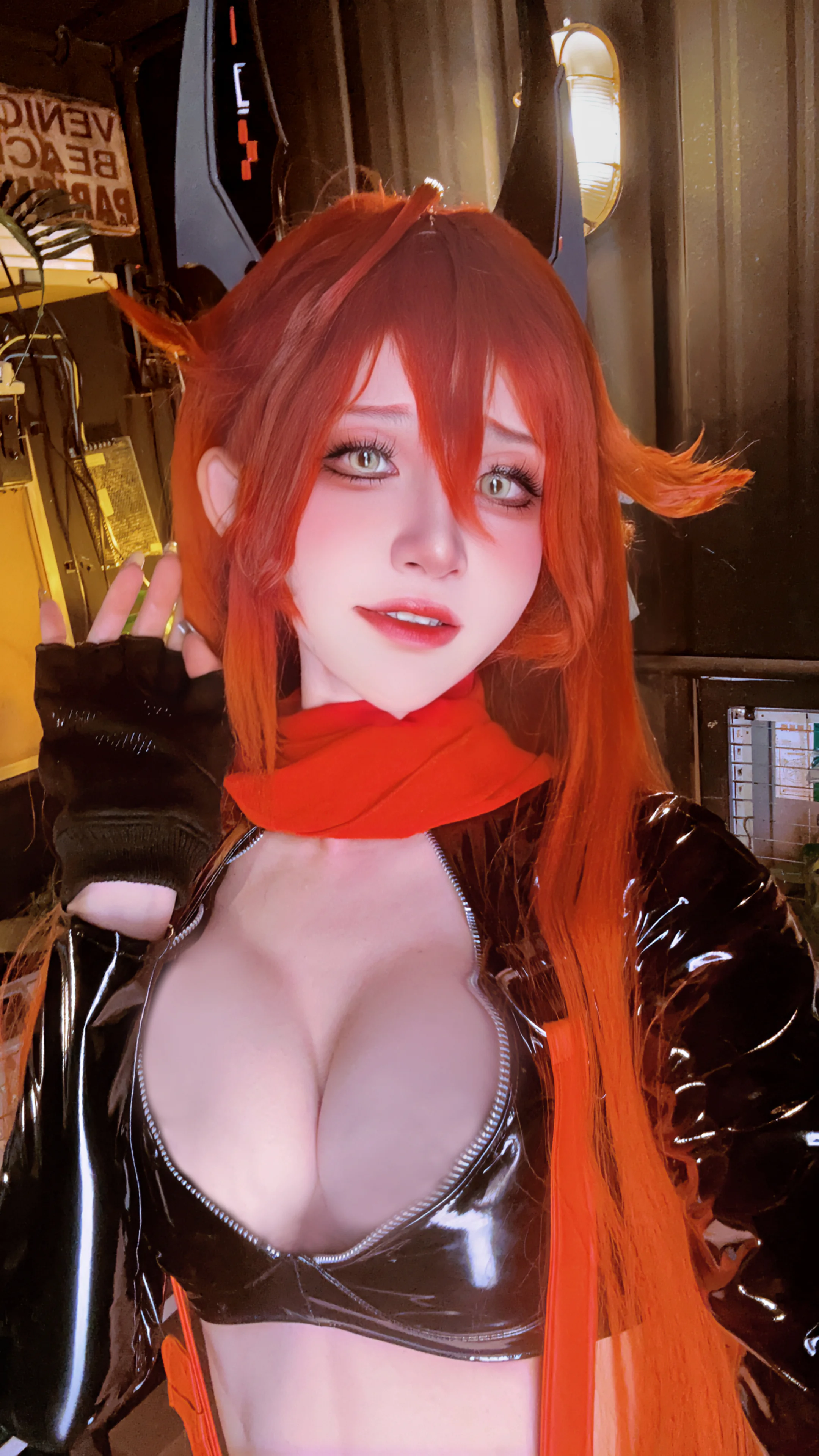 《胜利女神Nikke》小红帽COS写真