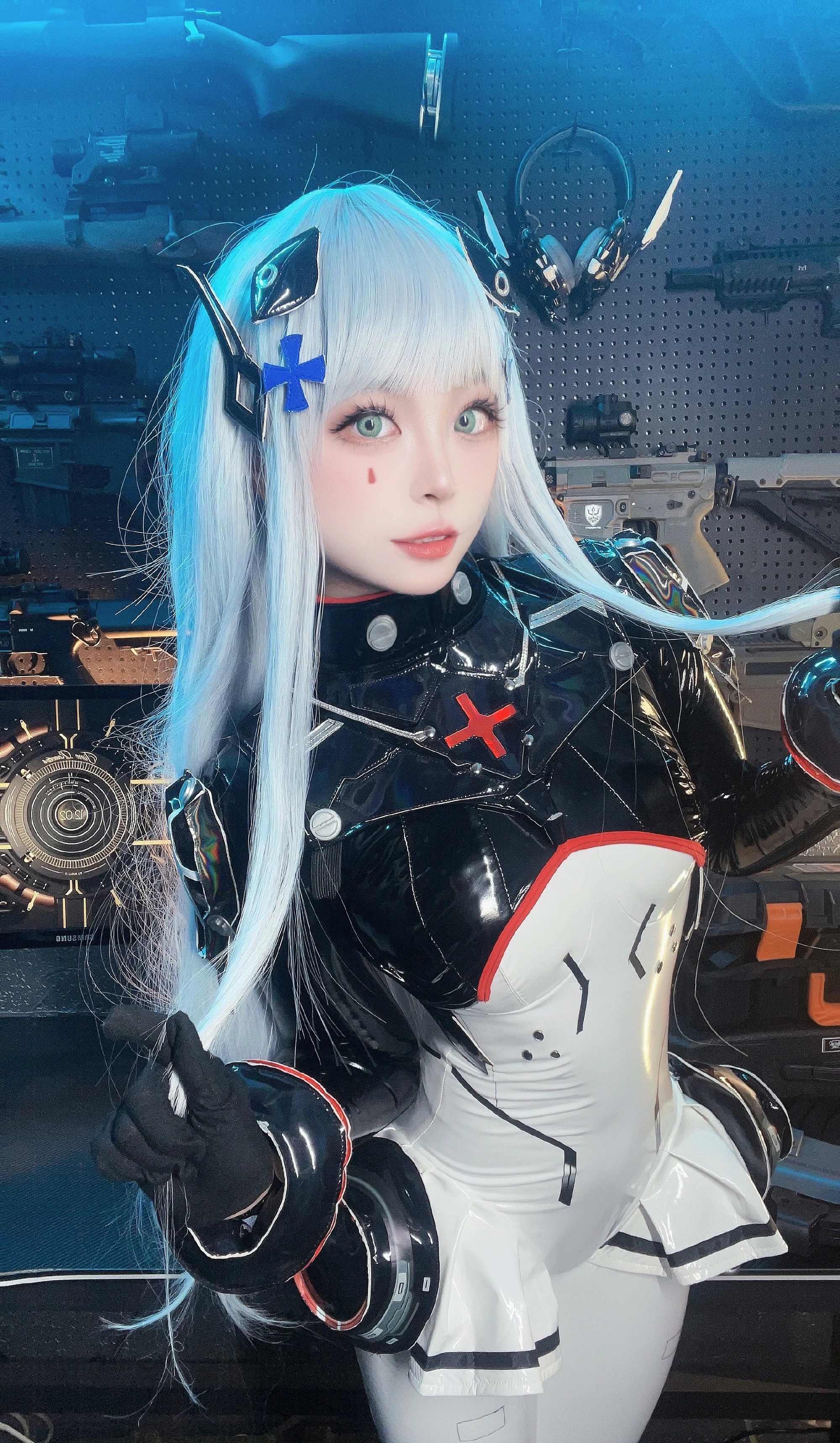 《少女前线2》HK416 - 子夜福音COS写真