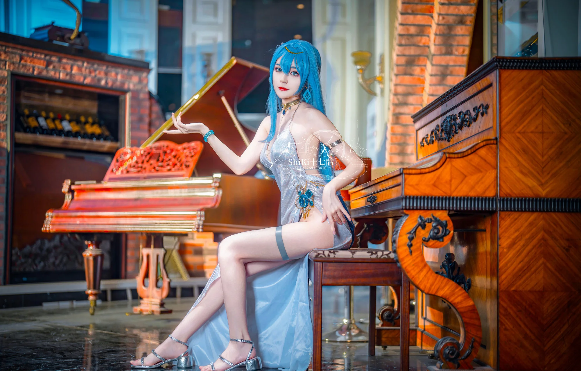 《nikke:胜利女神》 海伦COS写真