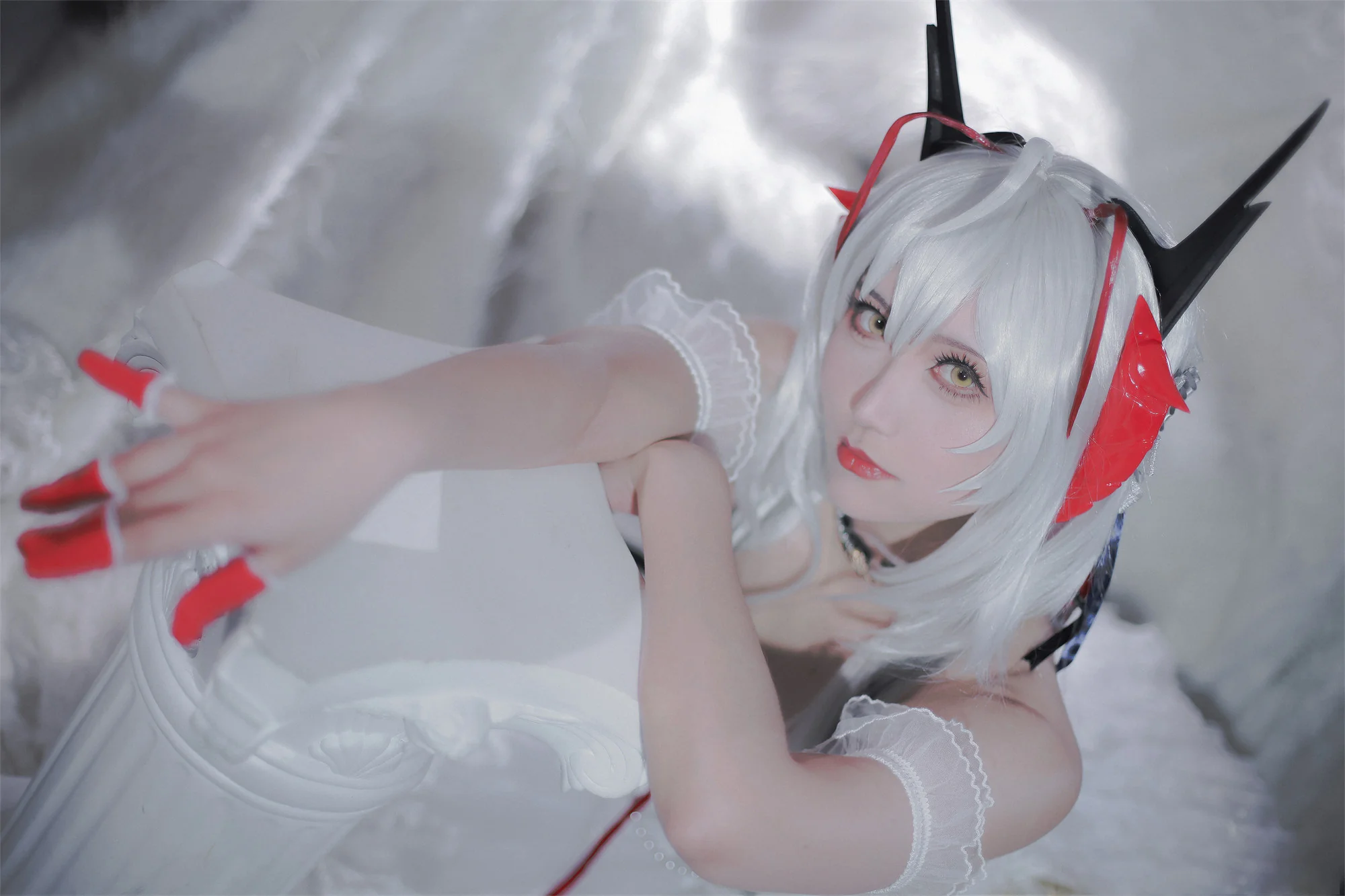 《明日方舟》W芭蕾COS写真